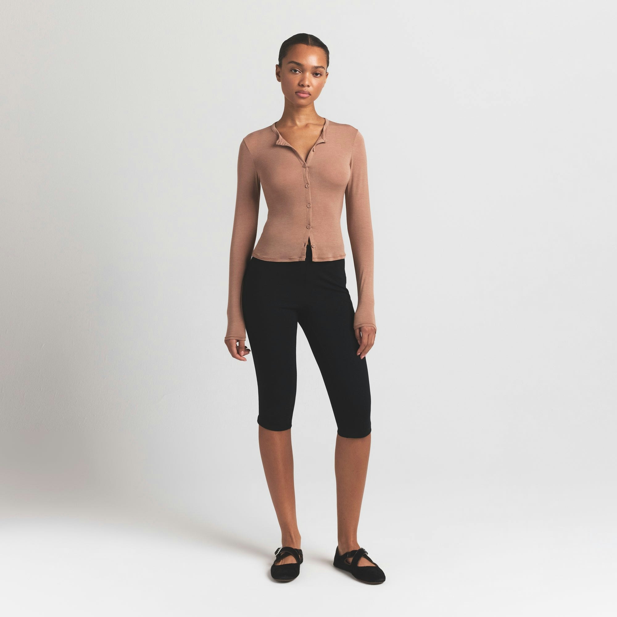 SHEER MODAL CARDIGAN | SIENNA ON A MODEL FRONT VIEW @ | FOCUS: 0.9, 0.1, 0.7