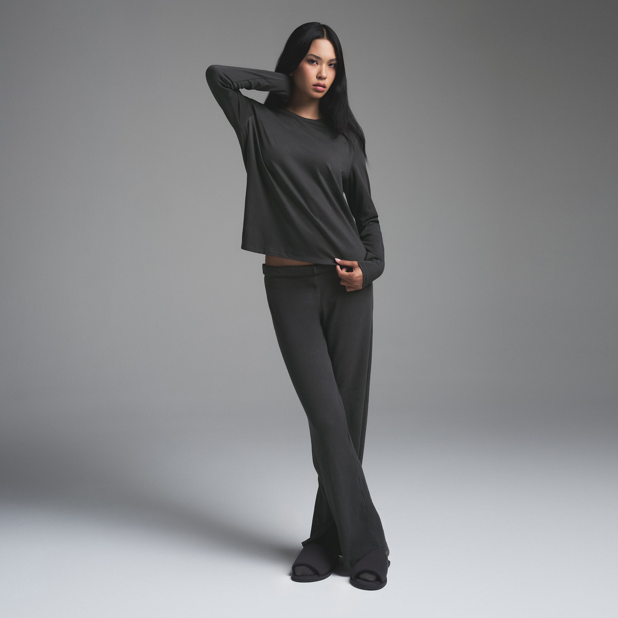 RELAXED TEES LONG SLEEVE T-SHIRT | ASH | XXS