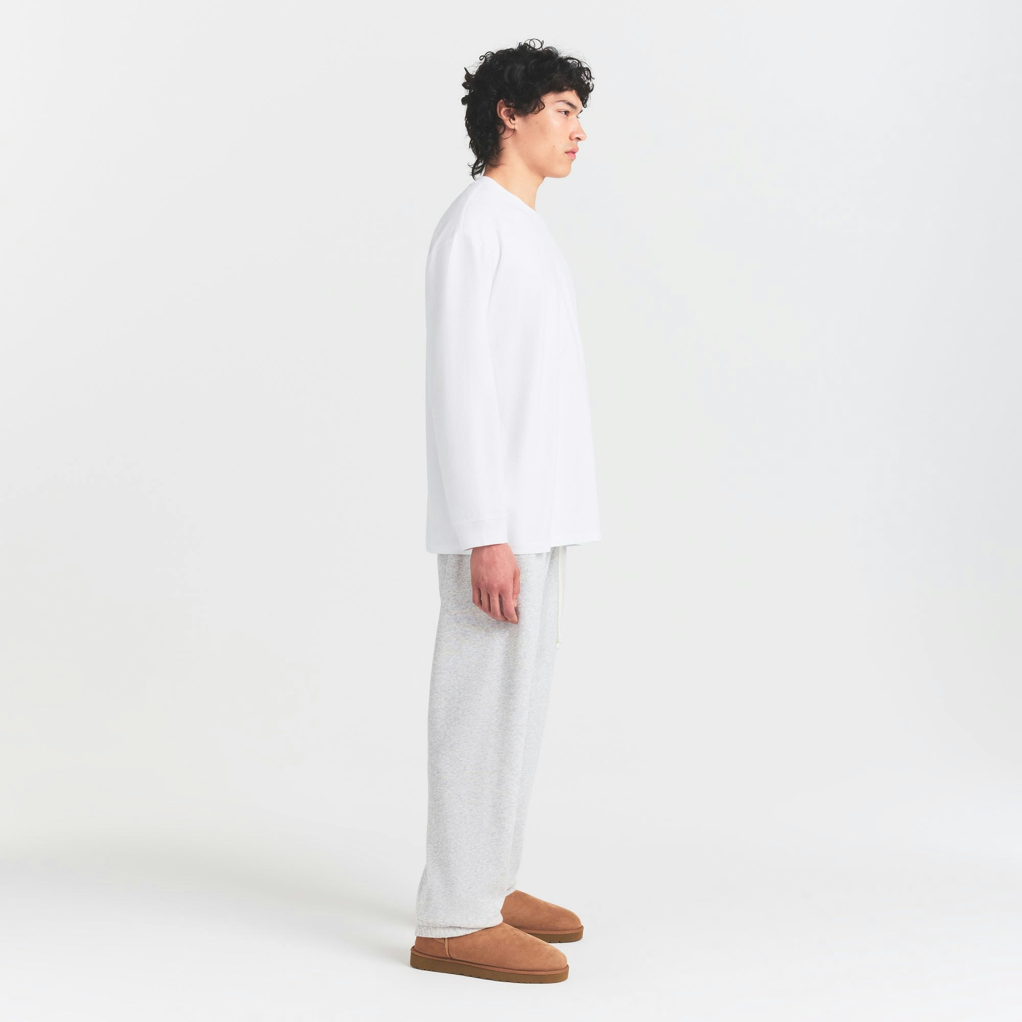 HEAVYWEIGHT COTTON MENS RELAXED LONG SLEEVE T-SHIRT | CHALK ON A MODEL FRONT VIEW @ | FOCUS: 0.0, 1.0, 0.9