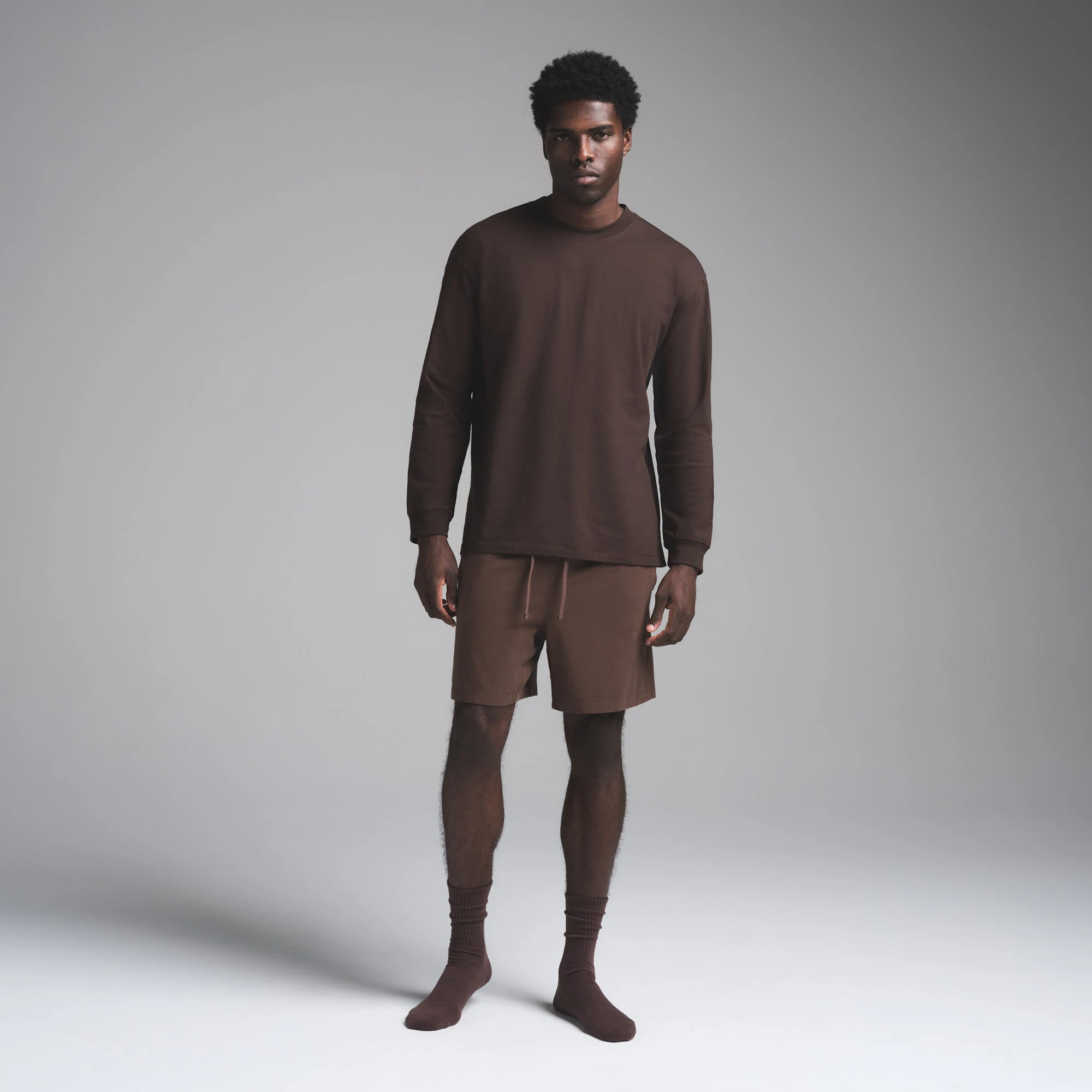 HEAVYWEIGHT COTTON MENS RELAXED LONG SLEEVE T-SHIRT | ESPRESSO ON A MODEL FRONT VIEW | FOCUS: 0.0, 1.0, 0.9