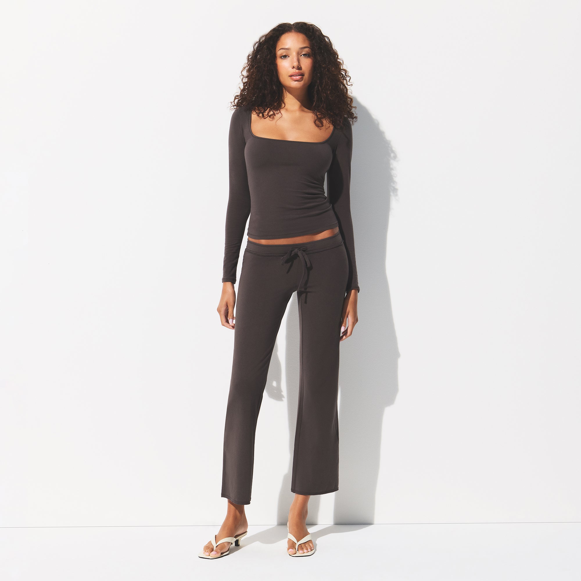 Women's Clothing | Stylish Outfits for Women | SKIMS