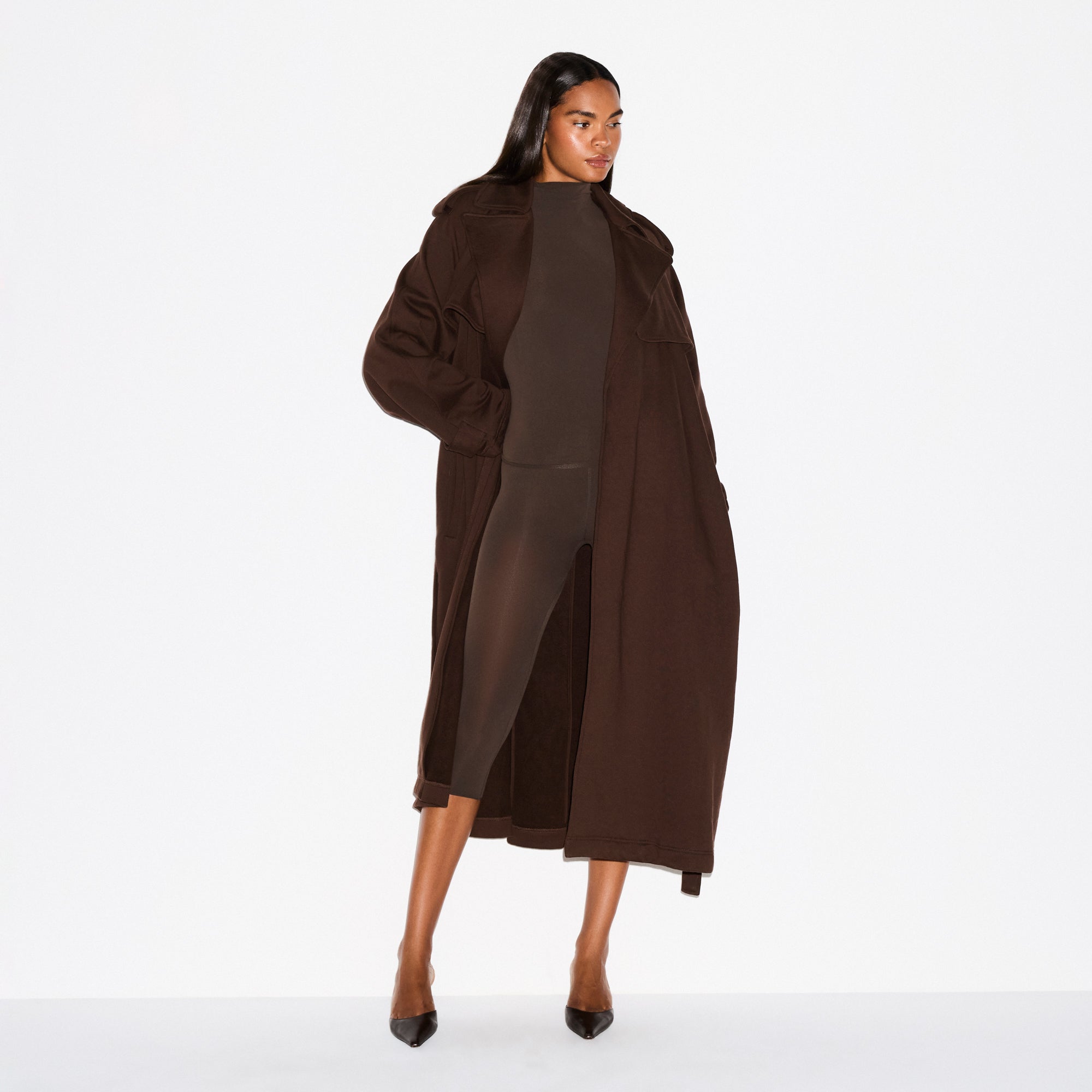 BOYFRIEND FLEECE OVERSIZED TRENCH COAT | ESPRESSO ON A MODEL FRONT VIEW @ | FOCUS: 0.0, 1.0, 0.9