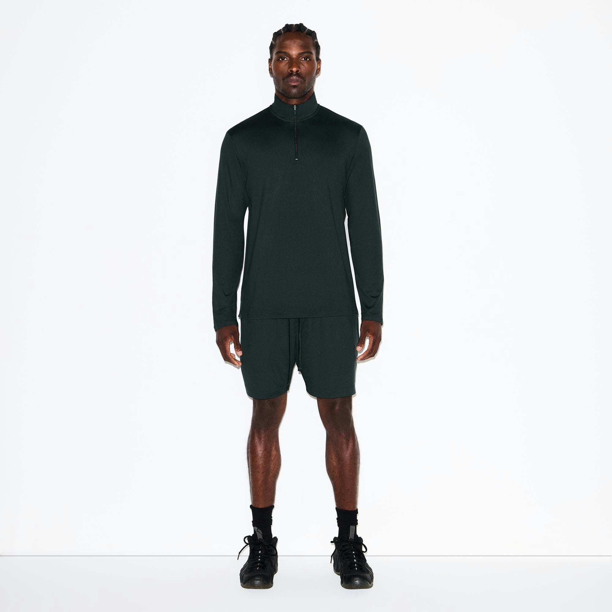 OUTDOOR JERSEY MENS HALF ZIP TOP | TINT ON A MODEL FRONT VIEW @ | FOCUS: 0.0, 1.0, 0.9