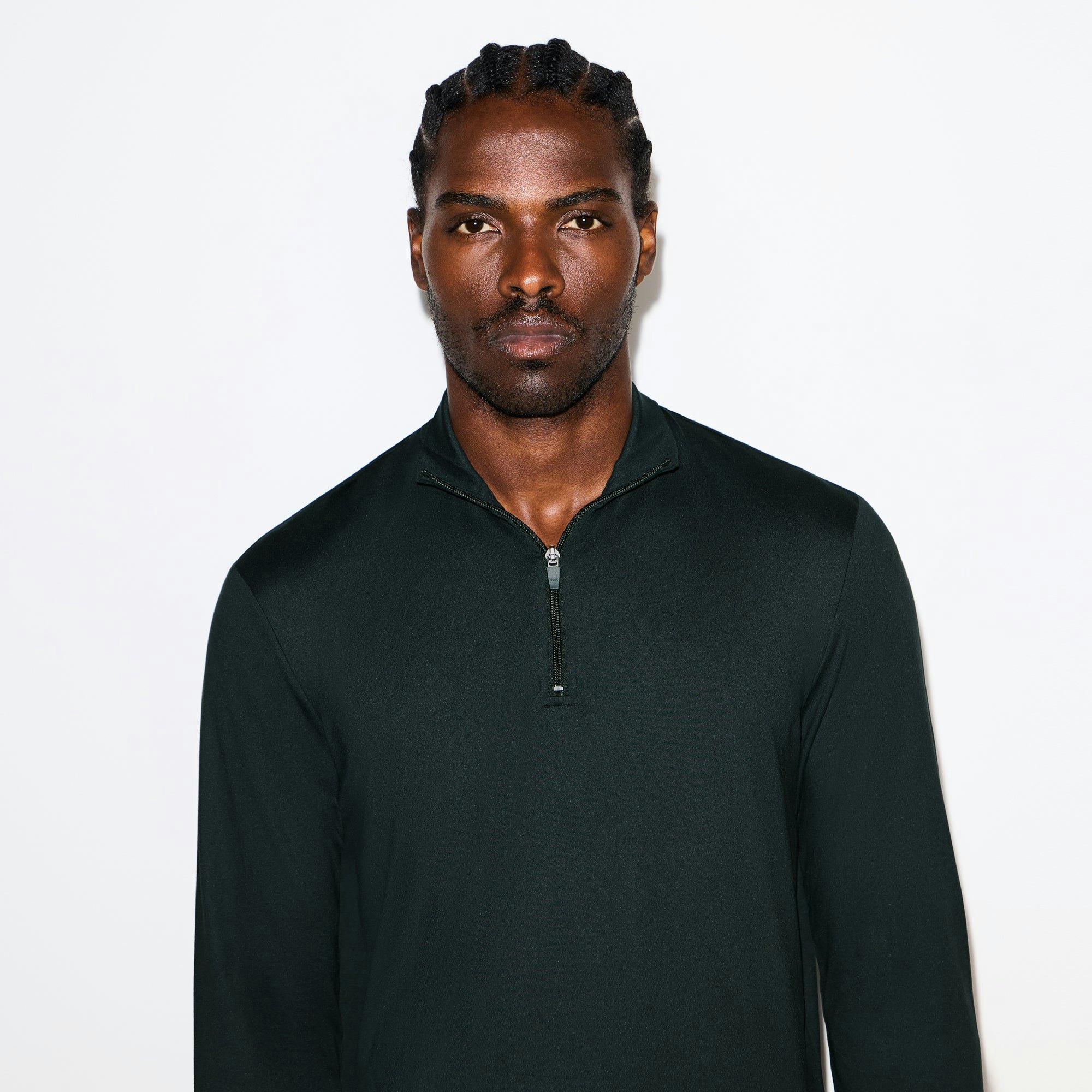 OUTDOOR JERSEY MENS HALF ZIP TOP | TINT ON A MODEL SIDE VIEW @ | FOCUS: 0.0, 1.0, 0.9