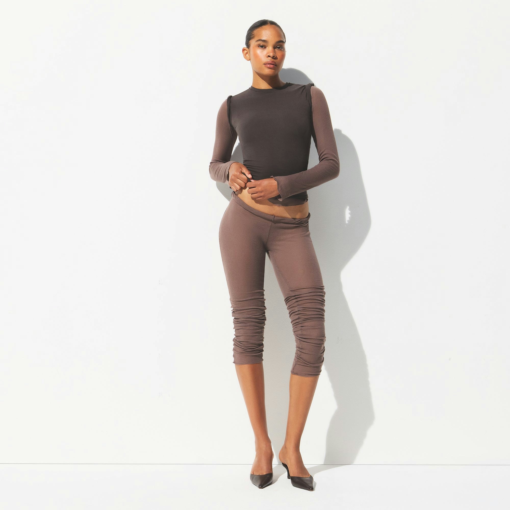SHEER RIB LONG SLEEVE CREW NECK TOP | PEWTER ON A MODEL FRONT VIEW @ | FOCUS: 0.0, 1.0, 0.9
