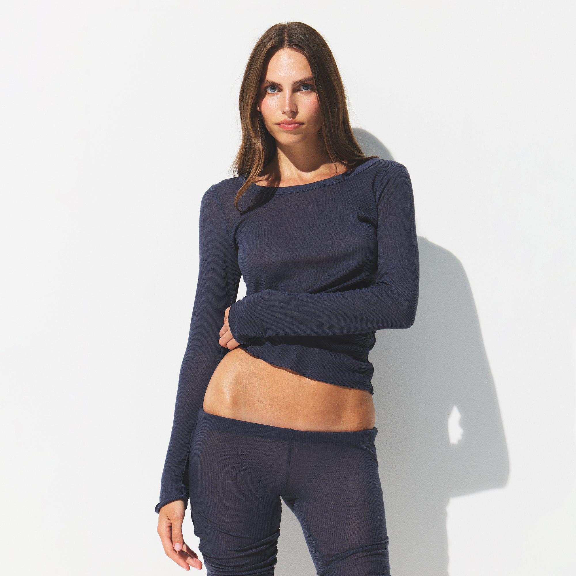 SHEER RIB LONG SLEEVE CREW NECK TOP | SLEET ON A MODEL FRONT VIEW @ | FOCUS: 0.0, 1.0, 0.9