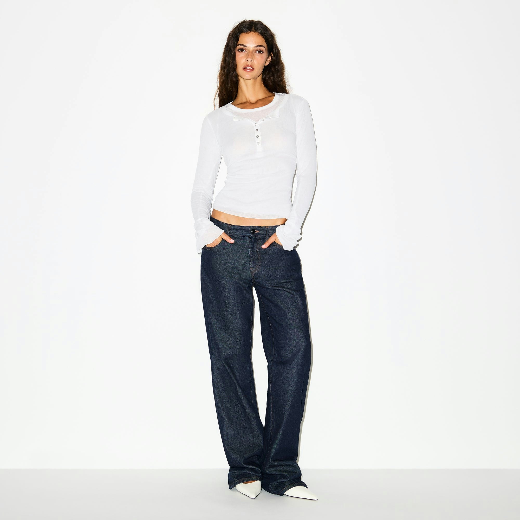 SHEER RIB LONG SLEEVE HENLEY | SNOW ON A MODEL FRONT VIEW @ | FOCUS: 0.0, 1.0, 0.9