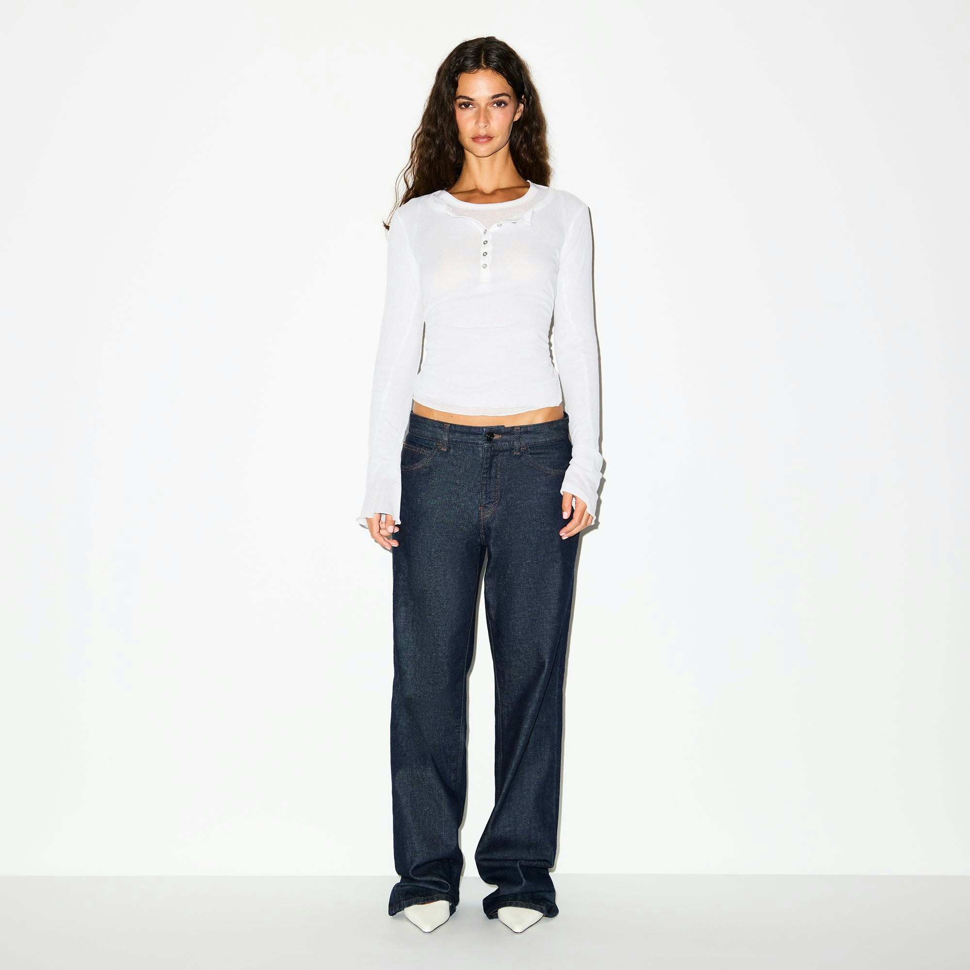 SHEER RIB LONG SLEEVE HENLEY | SNOW ON A MODEL FRONT VIEW @ | FOCUS: 0.0, 1.0, 0.9