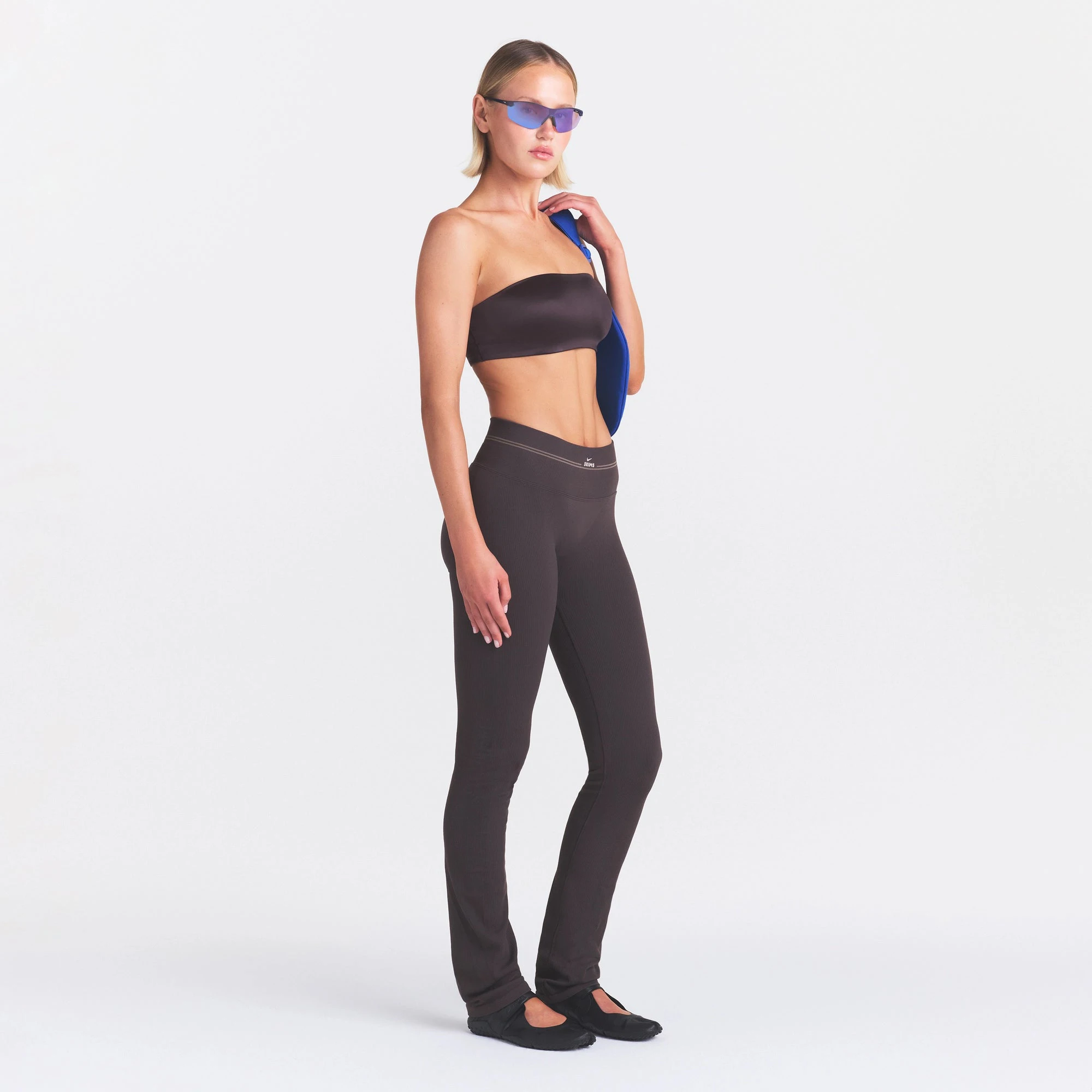 NikeSKIMS RIBBED SEAMLESS 34" STRAIGHT LEGGING | PHOENIX ON A MODEL FRONT VIEW