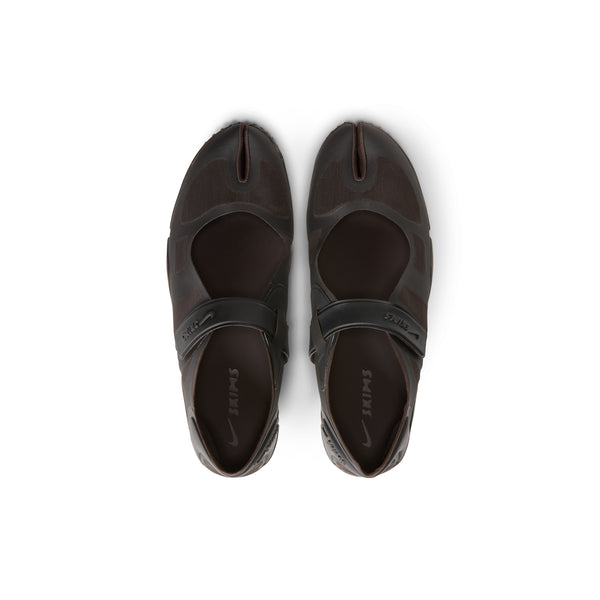 NikeSKIMS Footwear | SKIMS