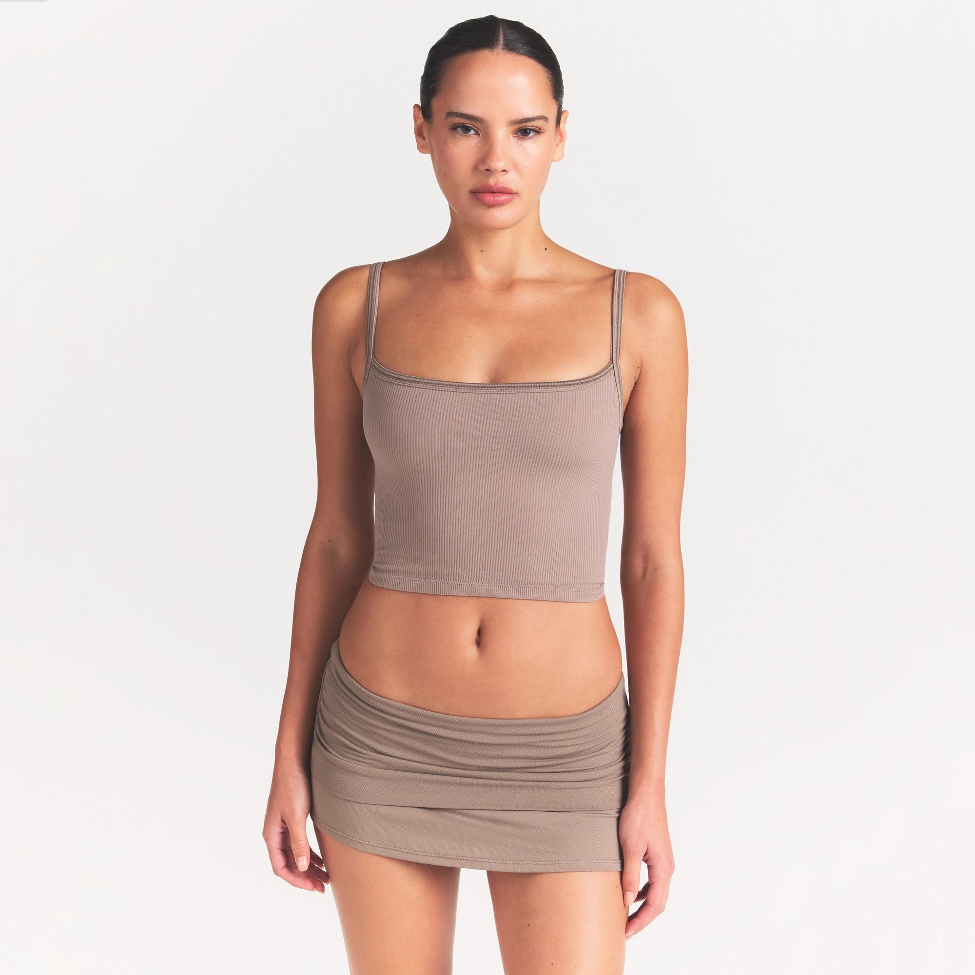 NikeSKIMS RIBBED SEAMLESS CAMI | DRIFTWOOD ON A MODEL SIDE VIEW @ | FOCUS: 0.0, 1.0, 0.9