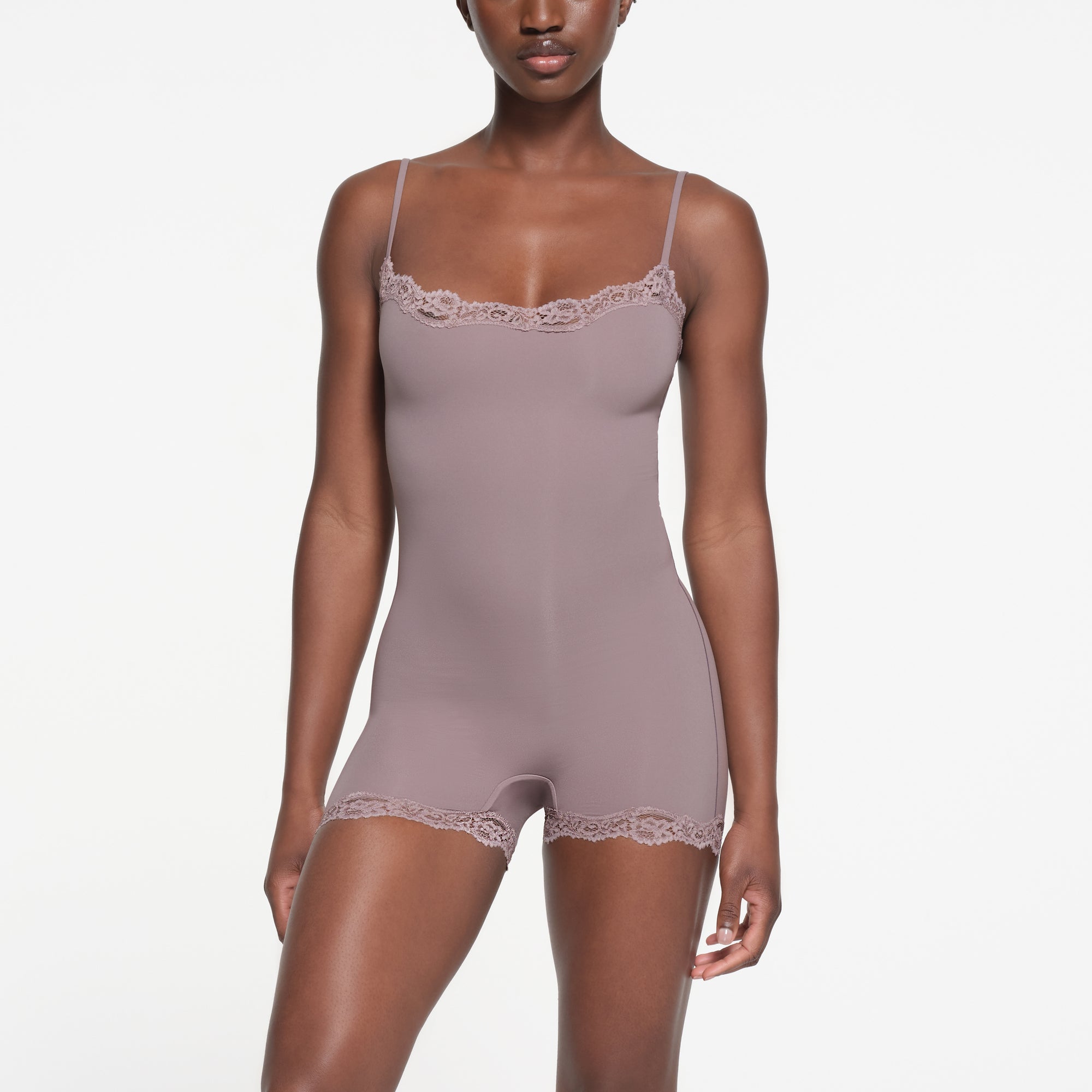 FITS EVERYBODY LACE ONESIE ZINC XXS