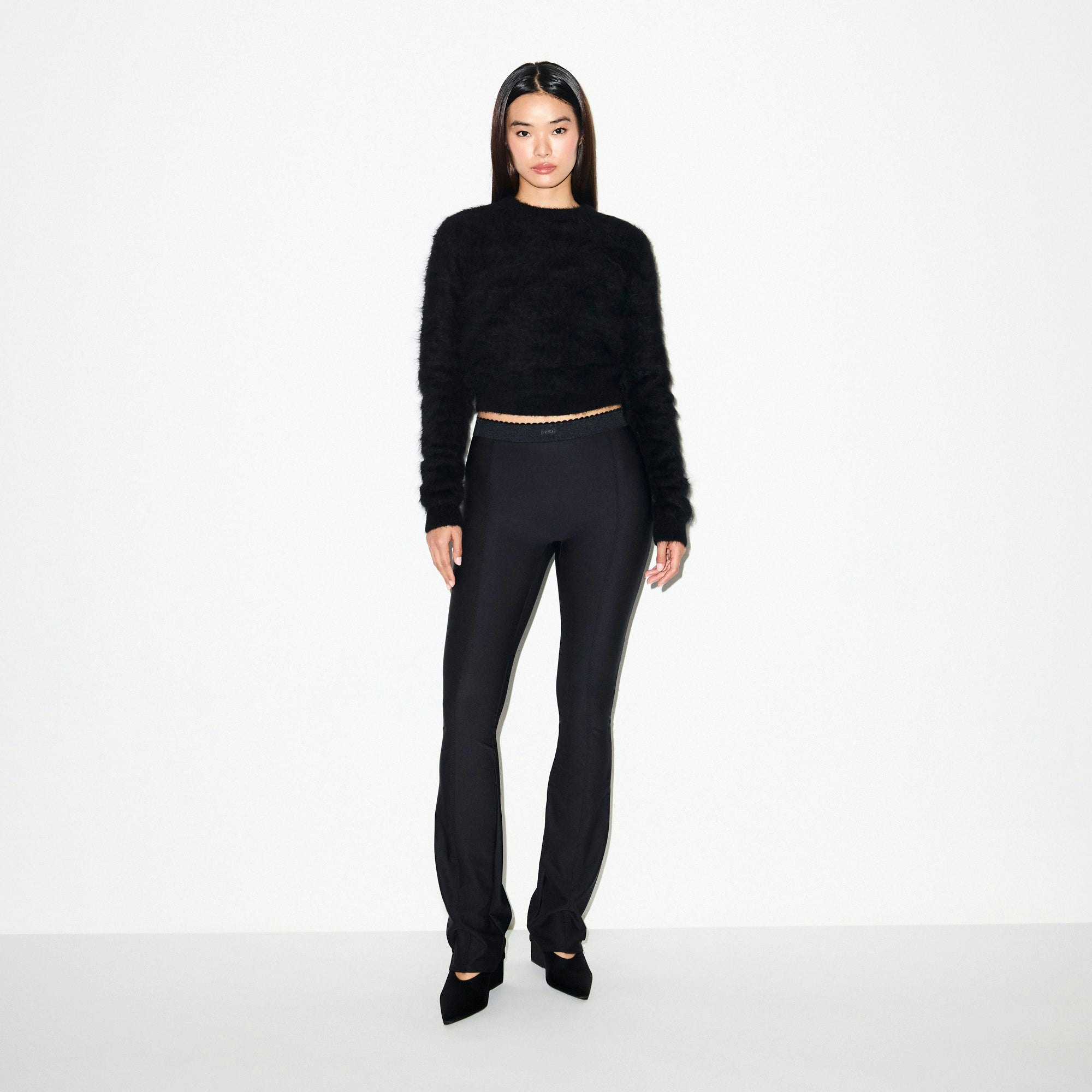 BRUSHED ALPACA CREWNECK SWEATER | ONYX ON A MODEL FRONT VIEW @ | FOCUS: 0.0, 1.0, 0.9