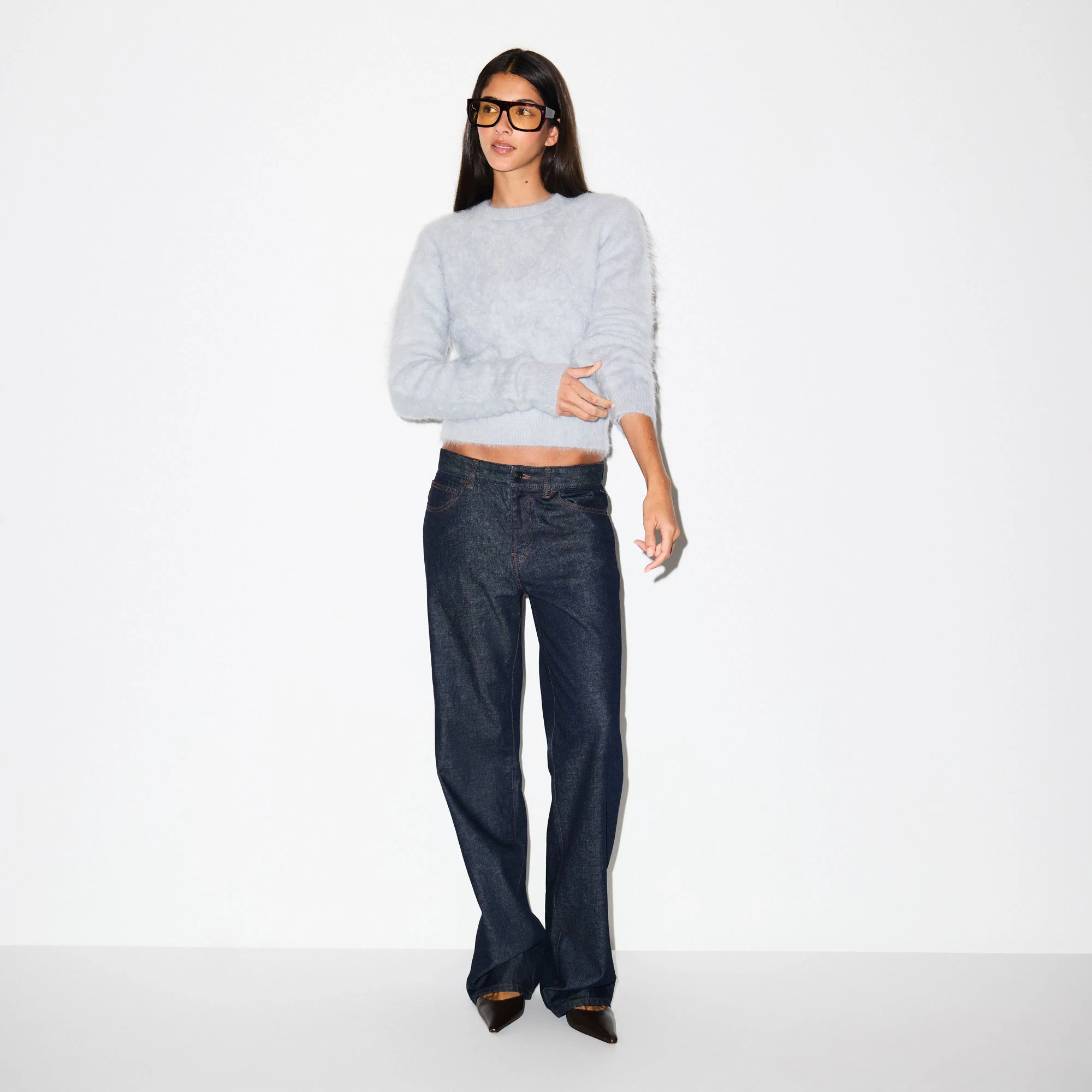 BRUSHED ALPACA CREWNECK SWEATER | PEARL ON A MODEL FRONT VIEW @ | FOCUS: 0.0, 1.0, 0.9