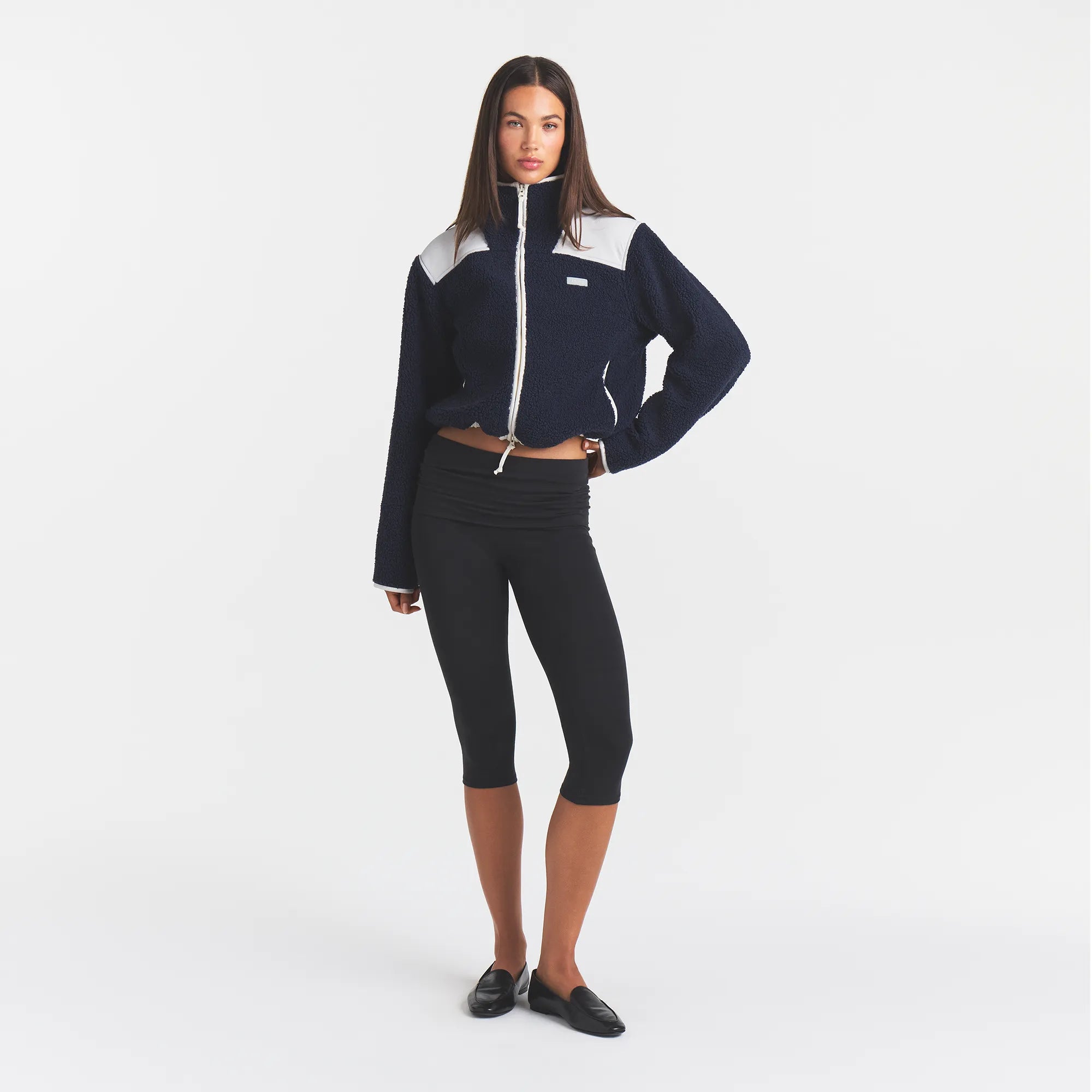 TEDDY BOXY ZIP UP JACKET | NAVY ON A MODEL | FOCUS: 0.0, 1.0, 0.9