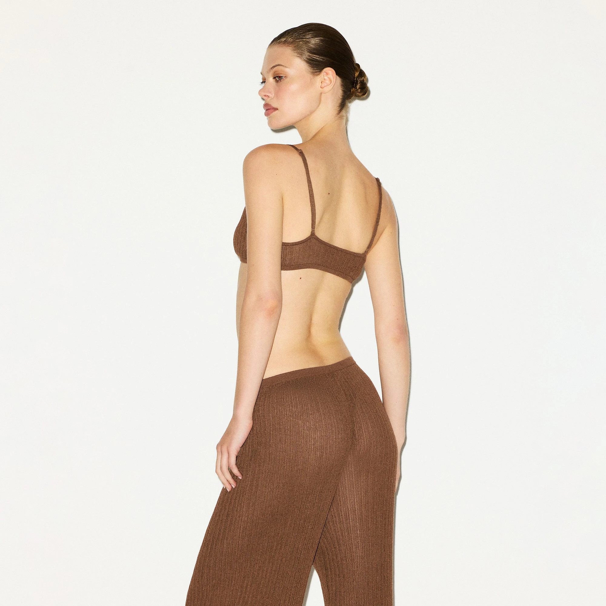 SHEER KNIT BRALETTE | BISON ON A MODEL BACK VIEW @ | FOCUS: 0.0, 1.0, 0.9
