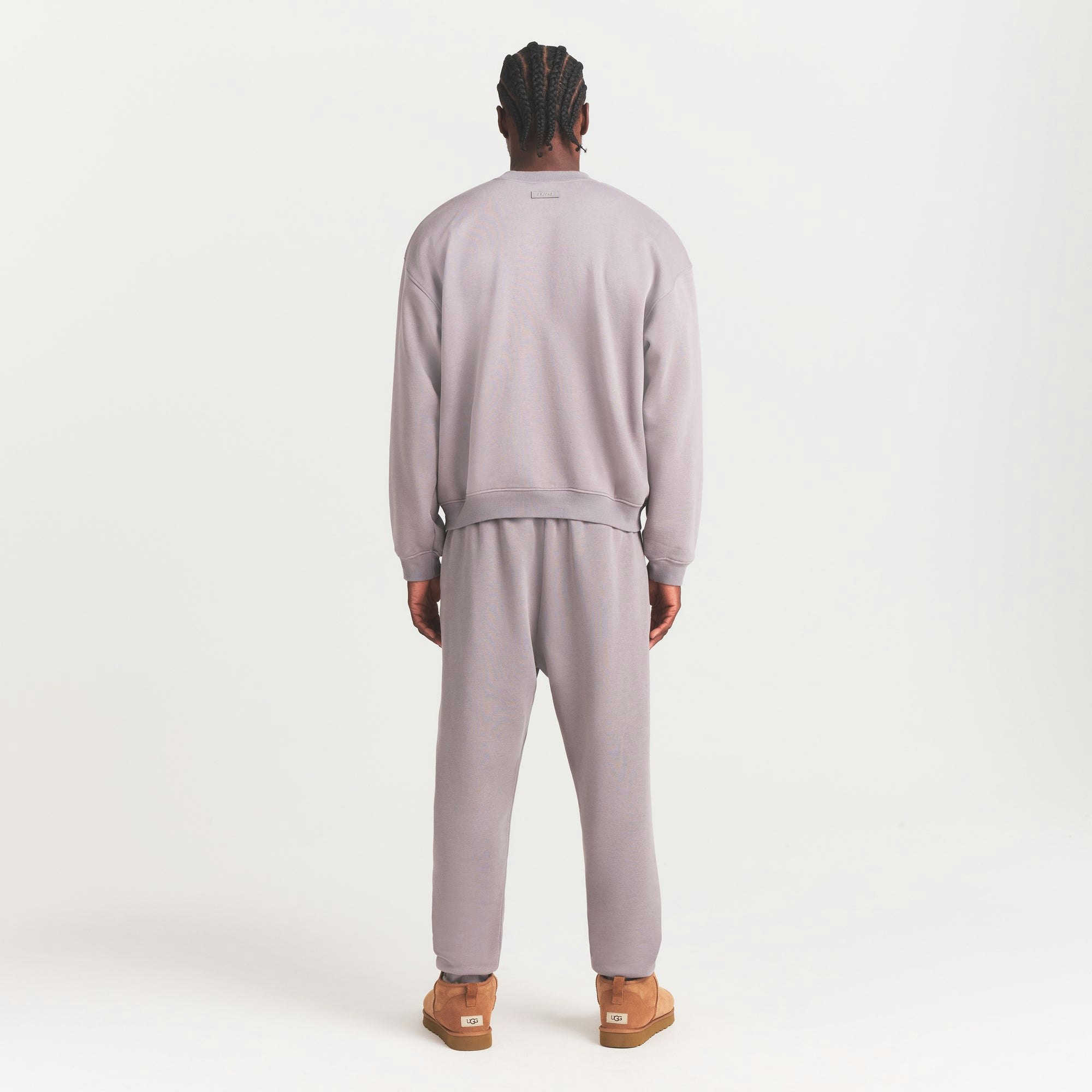 FLEECE LOUNGE MENS RELAXED HIGH CREWNECK | SHADOW ON A MODEL FRONT VIEW @ | FOCUS: 0.0, 1.0, 0.9