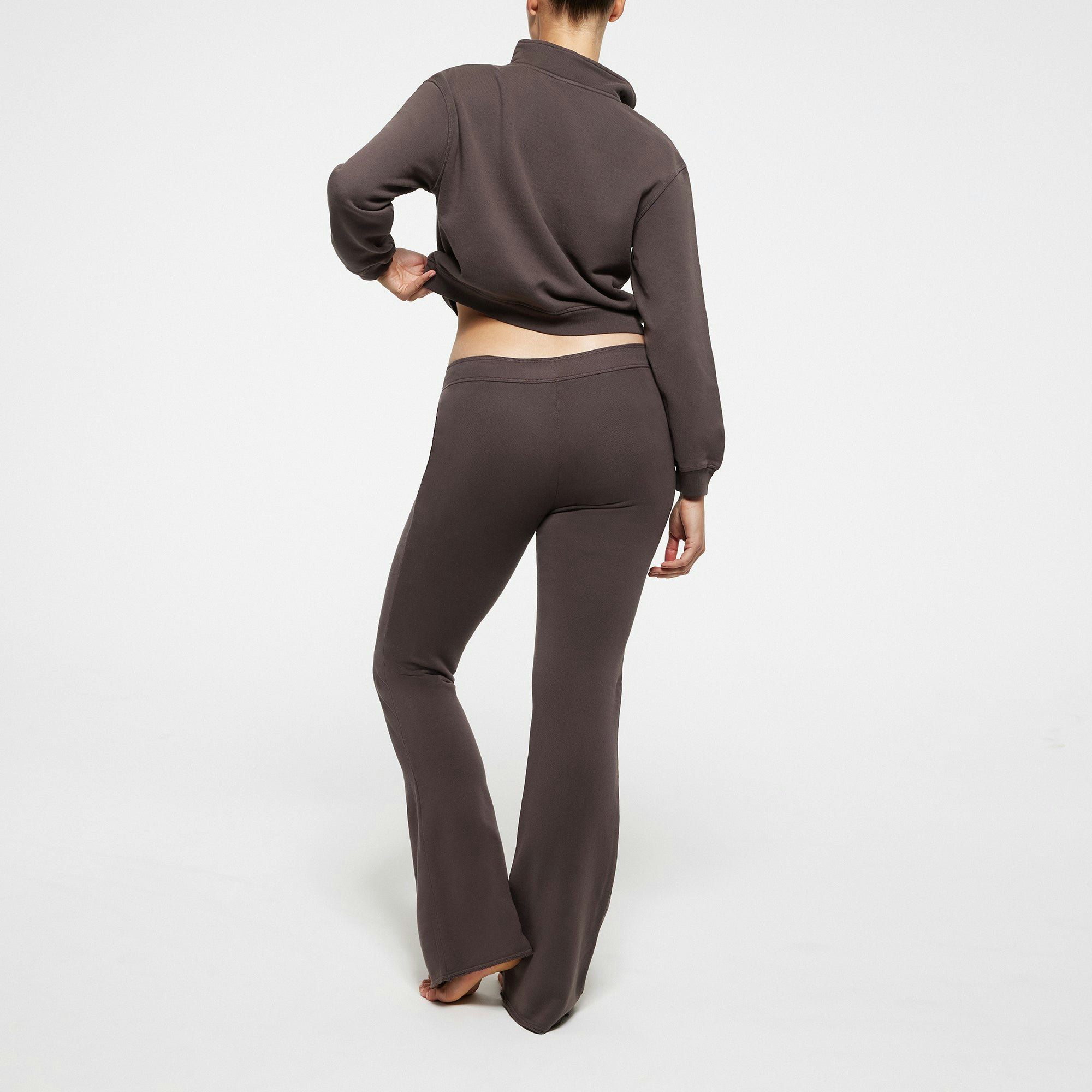 FRENCH TERRY SHRUNKEN HALF ZIP PULLOVER | IRON ON A MODEL BACK VIEW