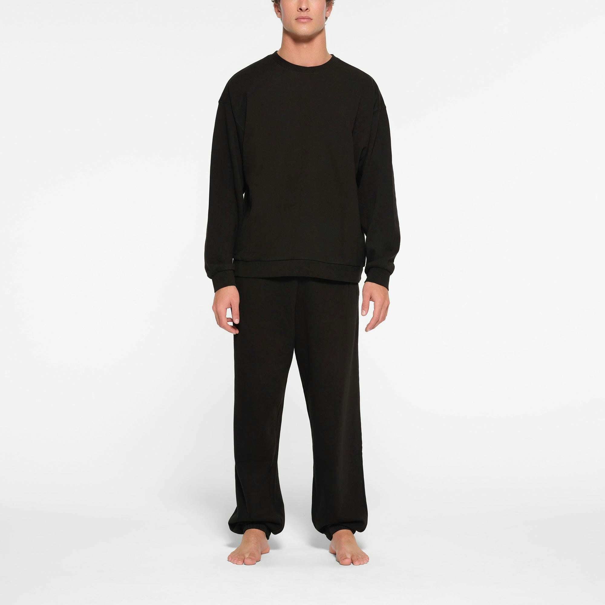 TERRY MENS CREWNECK | WASHED OBSIDIAN ON A MODEL FRONT VIEW