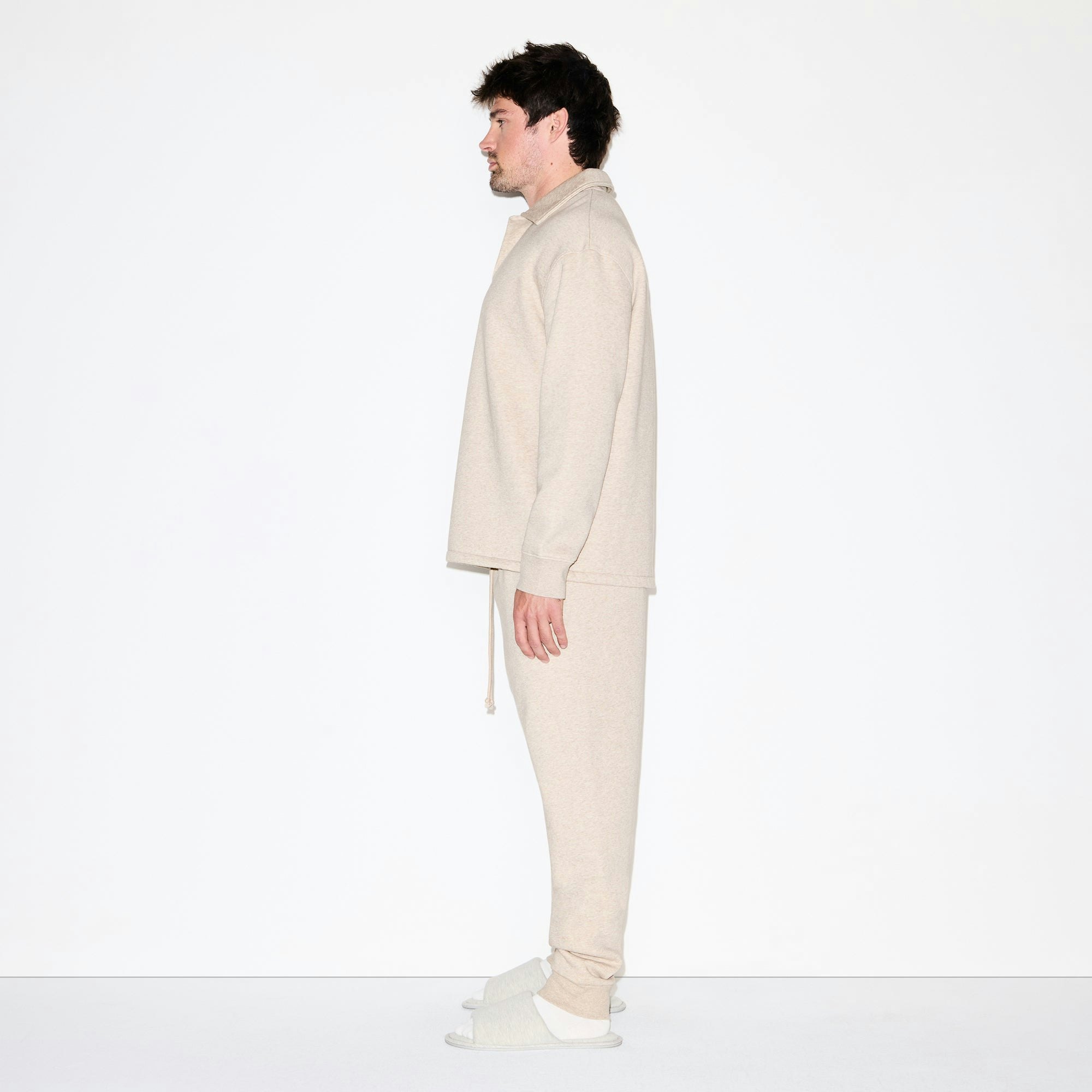 FLEECE LOUNGE MENS RELAXED POLO | DESERT HEATHER GREY ON A MODEL FRONT VIEW @ | FOCUS: 0.0, 1.0, 0.9