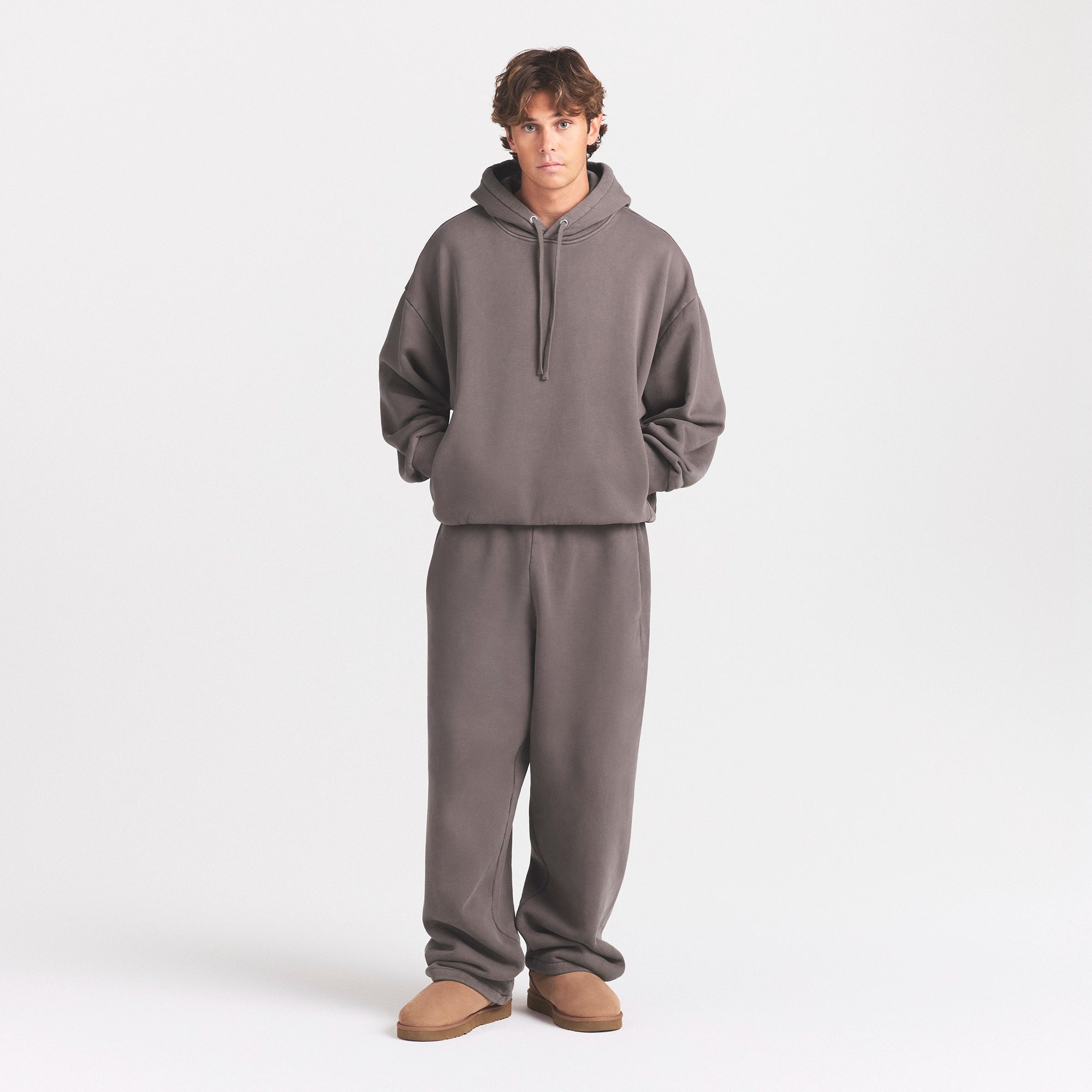 HEAVYWEIGHT FLEECE MENS HOODIE | STERLING ON A MODEL FRONT VIEW @ | FOCUS: 0.0, 1.0, 0.9