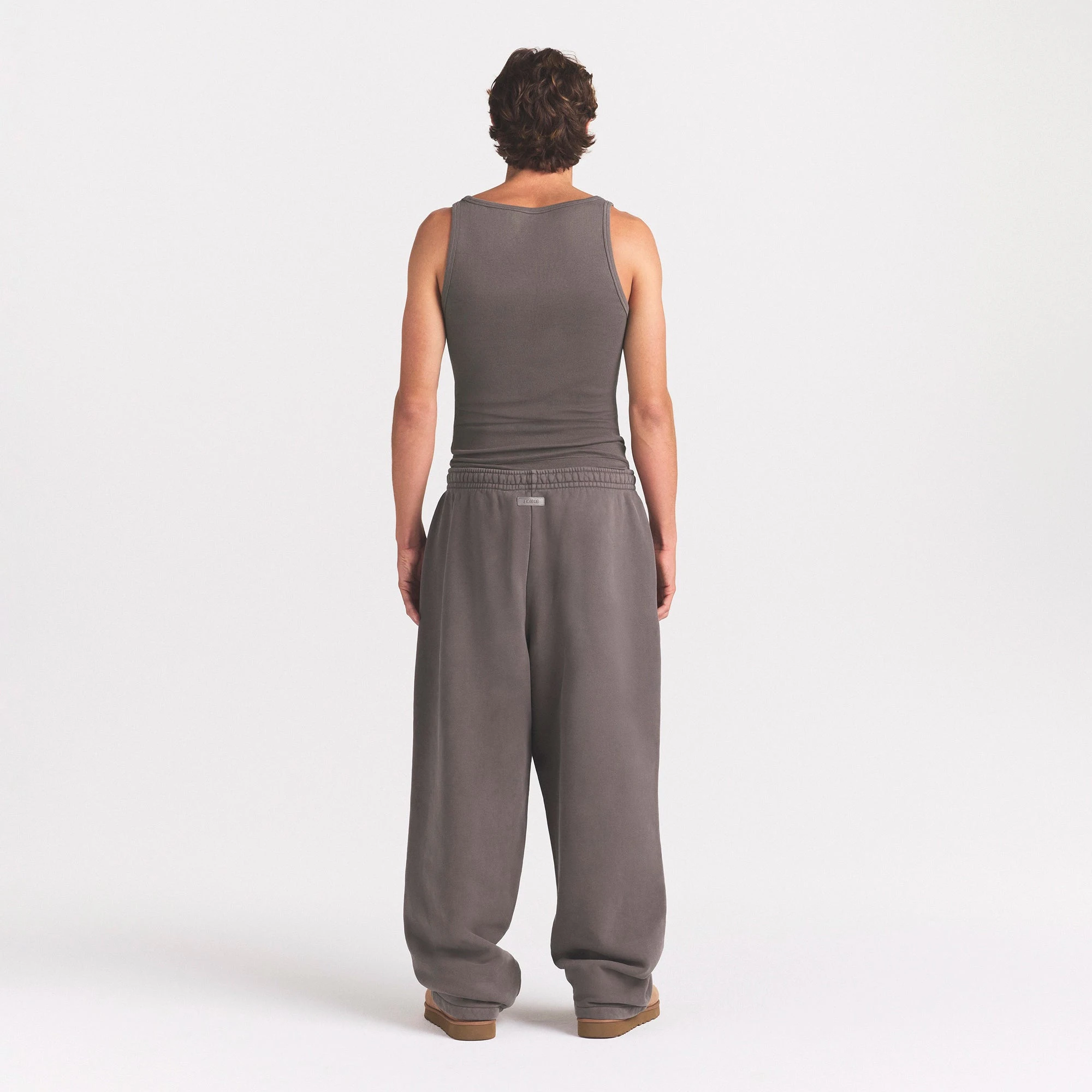 HEAVYWEIGHT FLEECE MENS HOODIE | STERLING ON A MODEL SIDE VIEW @ | FOCUS: 0.0, 1.0, 0.9