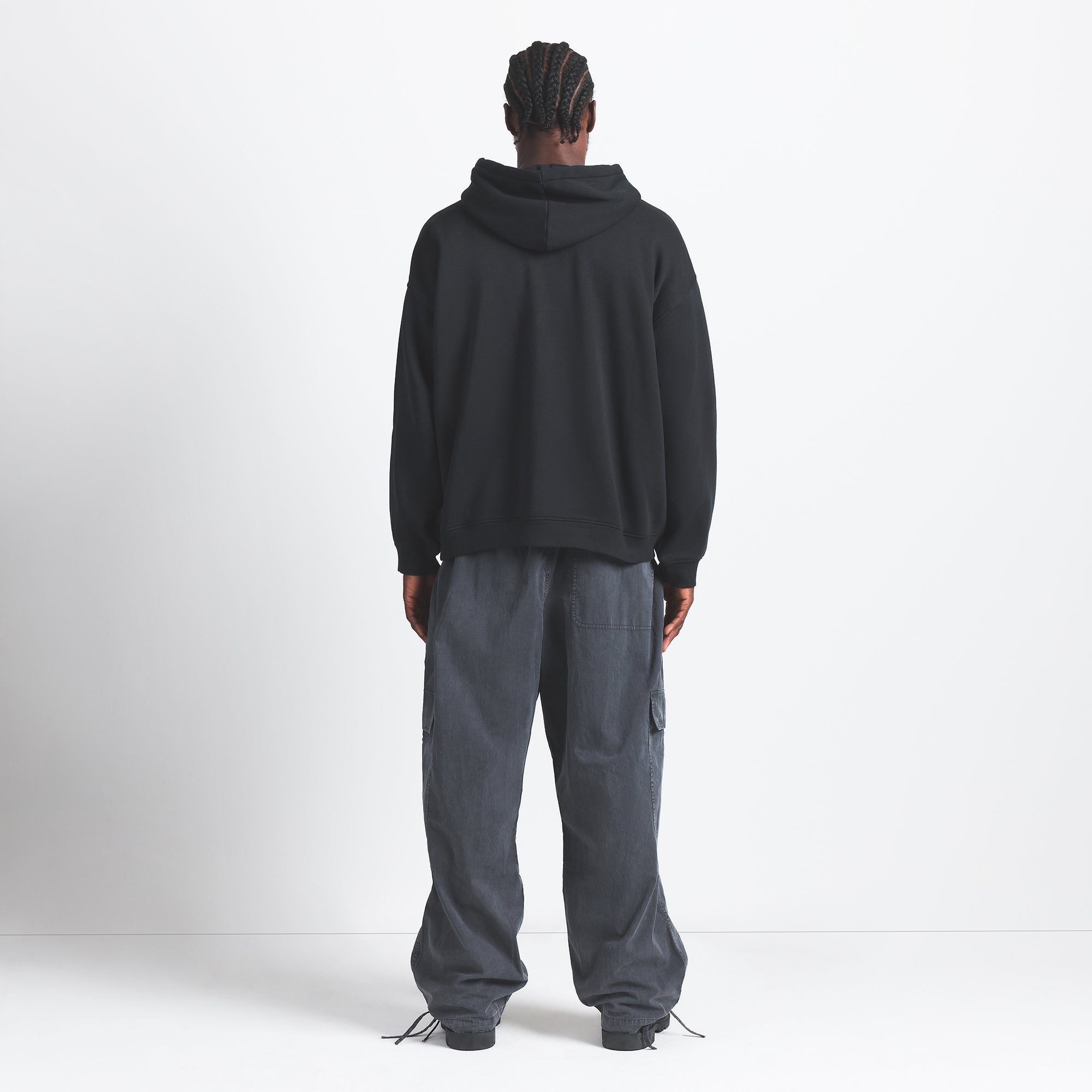 FLEECE LOUNGE MENS RELAXED HOODIE | WASHED ONYX | SKIMS