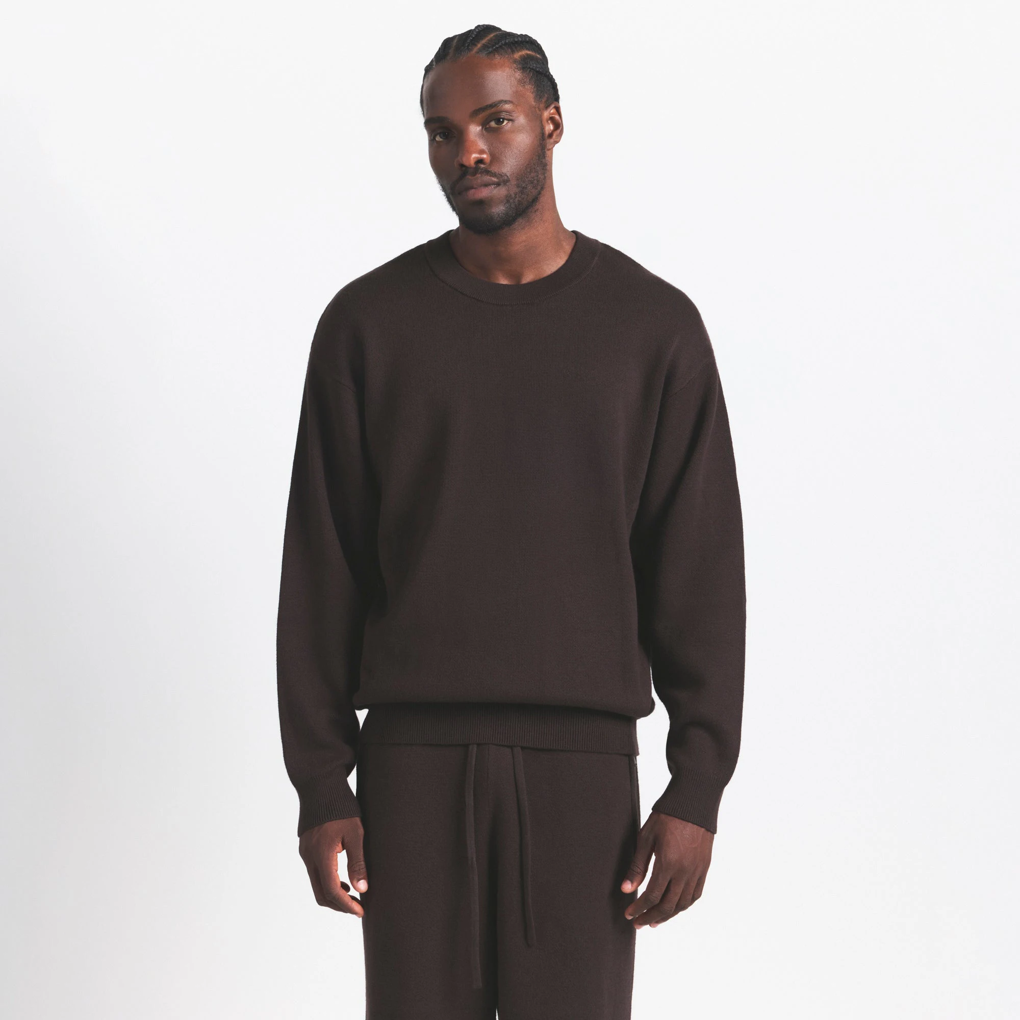 COTTON KNIT MENS SWEATER | PHOENIX ON A MODEL SIDE VIEW @ | FOCUS: 0.0, 1.0, 0.9