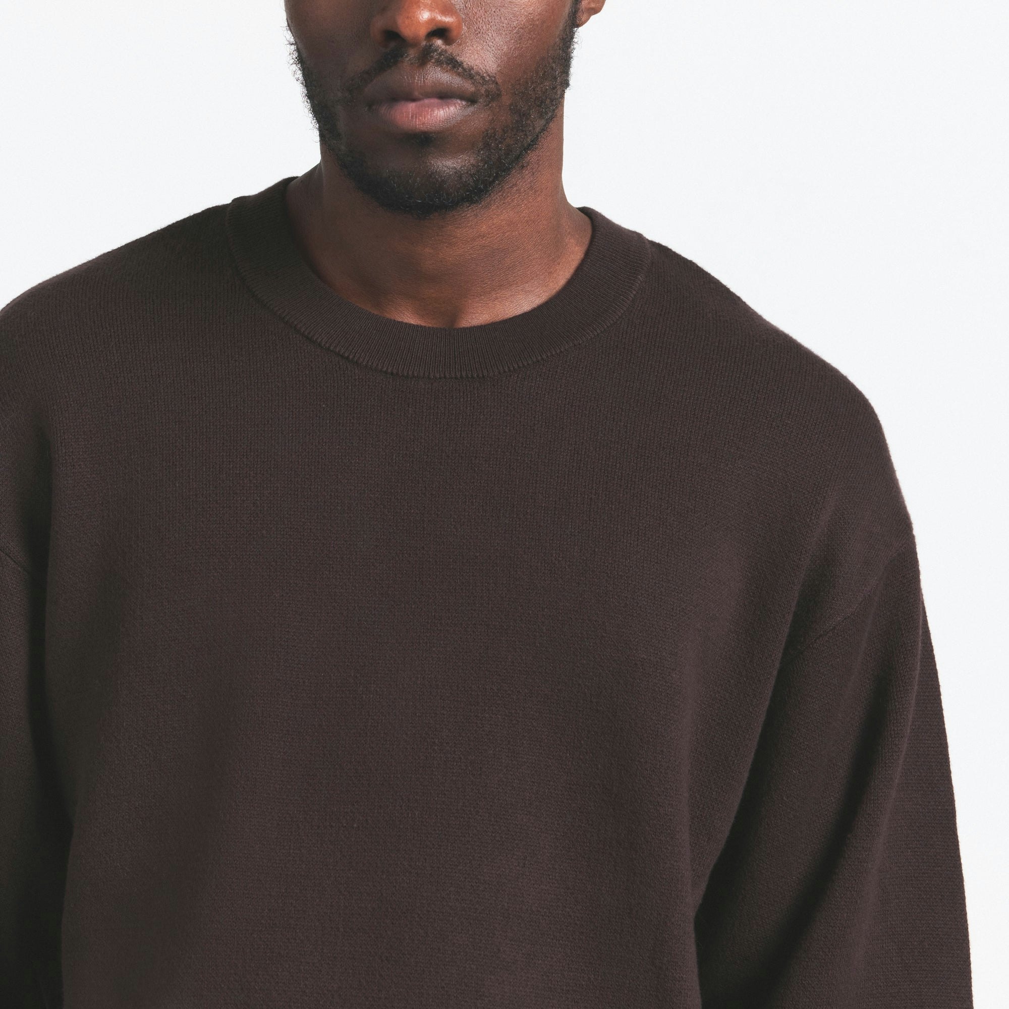 COTTON KNIT MENS SWEATER | PHOENIX ON A MODEL SIDE VIEW @ | FOCUS: 0.0, 1.0, 0.9