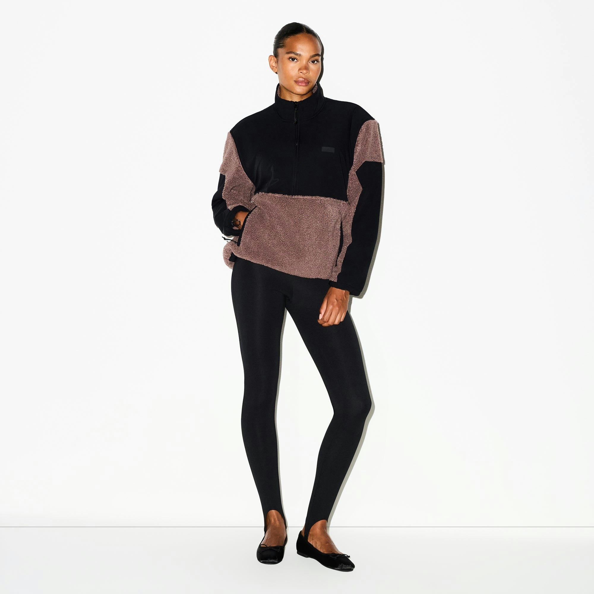 TEDDY HALF ZIP UP PULLOVER | UMBER ON A MODEL FRONT VIEW @ | FOCUS: 0.0, 1.0, 0.9
