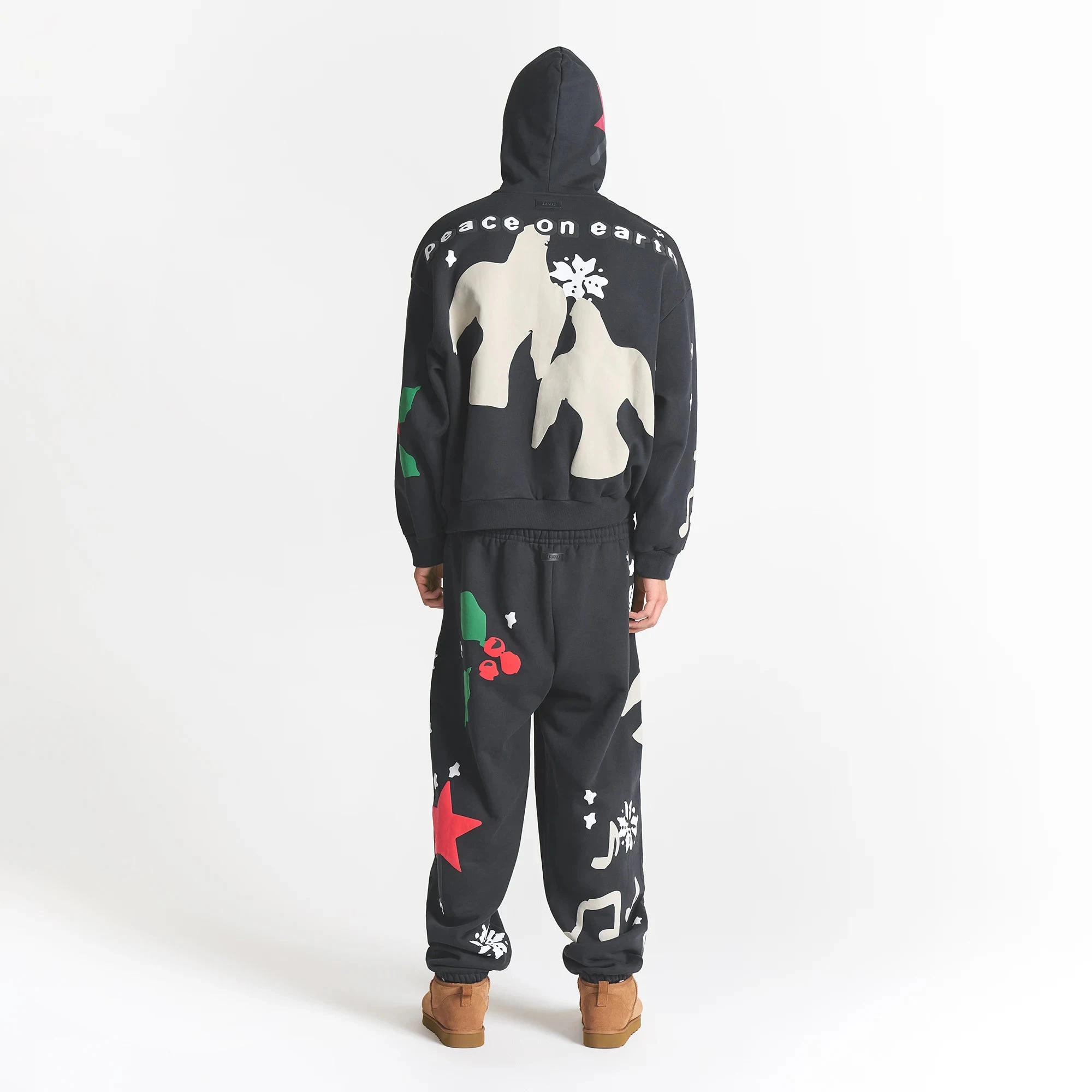 CACTUS PLANT FLEA MARKET X SKIMS HEAVYWEIGHT FLEECE MENS RELAXED ZIP UP HOODIE | ONYX TEDDY BEAR PRINT ON A MODEL BACK VIEW @ | FOCUS: 0.0, 1.0, 0.9