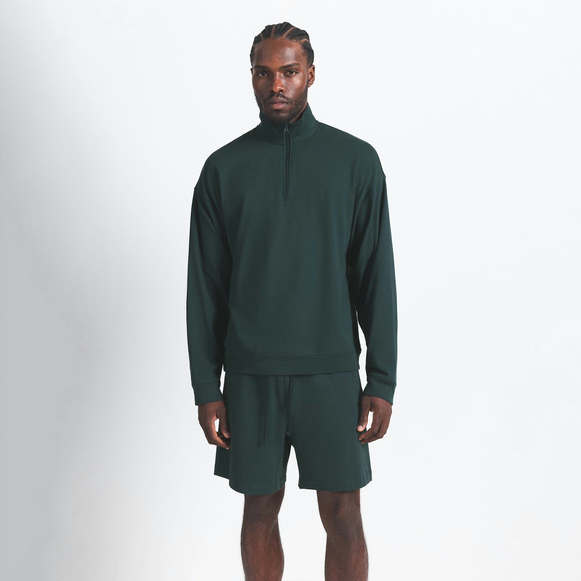 JERSEY LOUNGE MENS RELAXED QUARTER ZIP PULLOVER | TINT ON A MODEL FRONT VIEW @ | FOCUS: 0.0, 1.0, 0.9