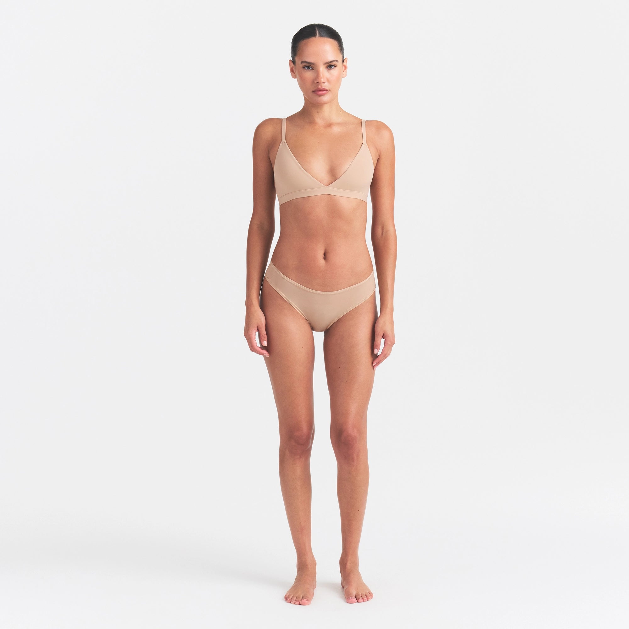 FITS EVERYBODY CHEEKY BRIEF | CLAY ON A MODEL FRONT VIEW