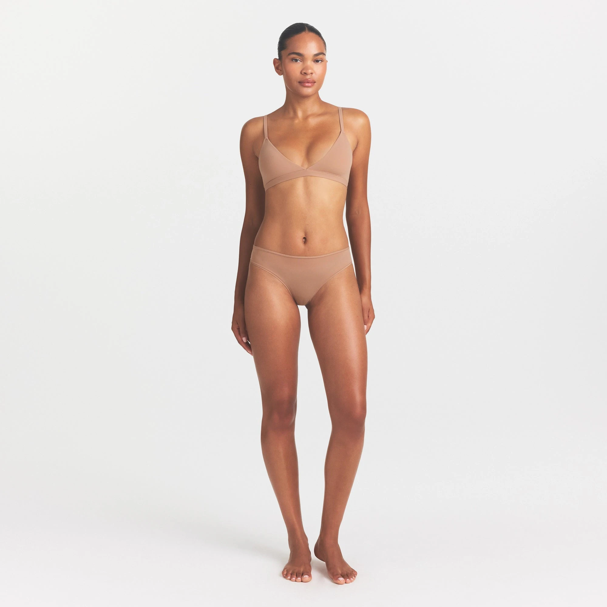 FITS EVERYBODY CHEEKY BRIEF | SIENNA ON A MODEL FRONT VIEW