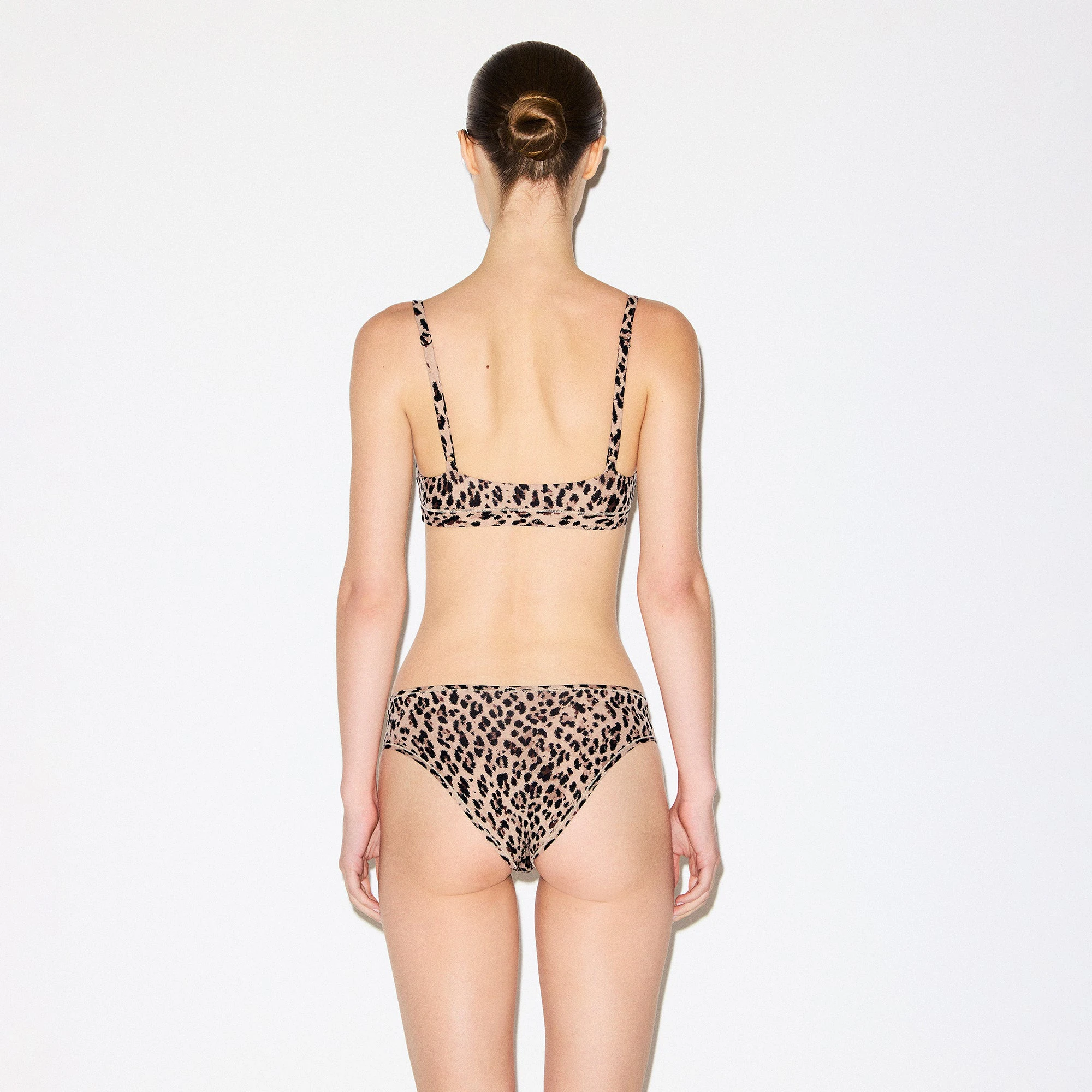 FITS EVERYBODY CHEEKY BRIEF | SIENNA JAGUAR PRINT ON A MODEL BACK VIEW @ | FOCUS: 0.0, 1.0, 0.9