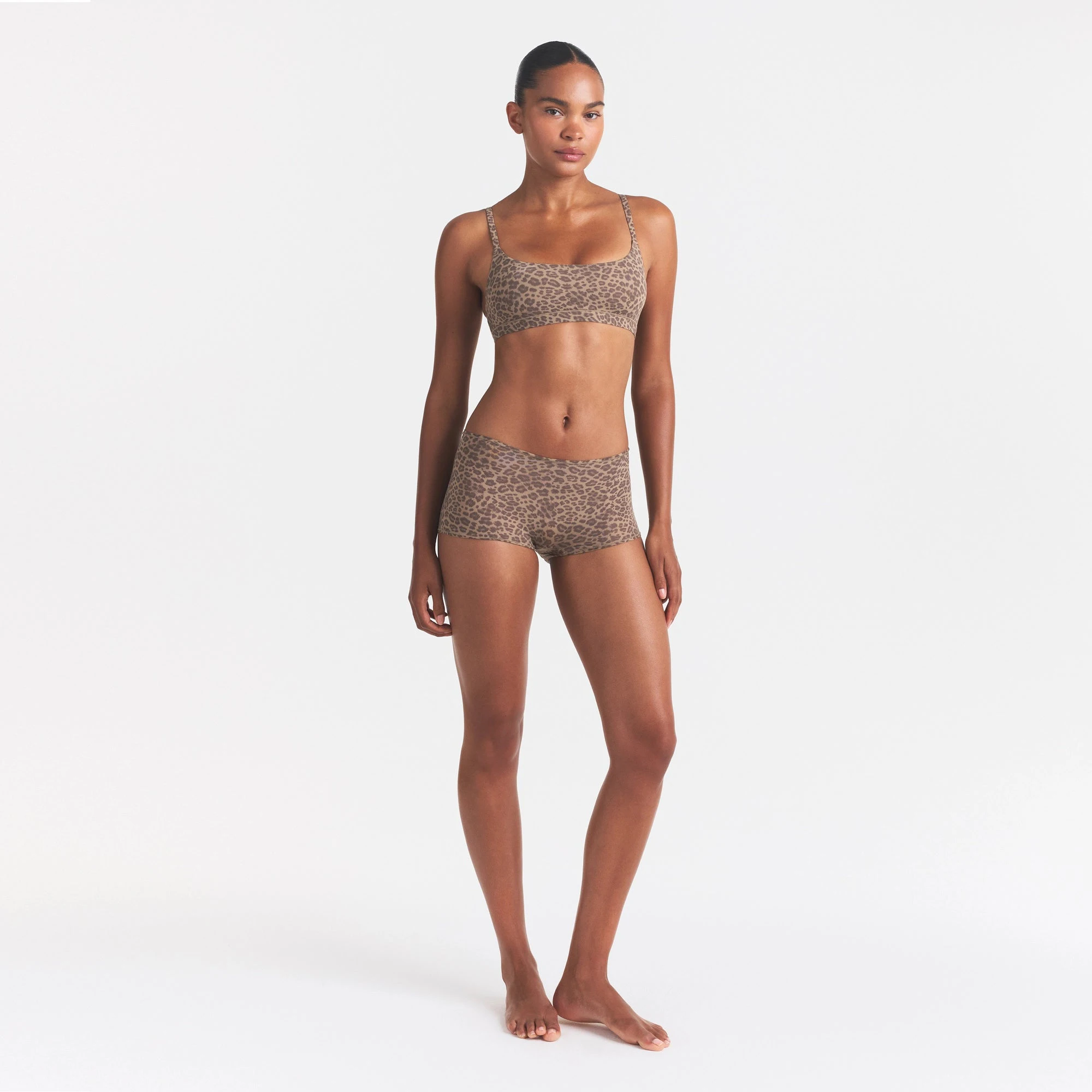 FITS EVERYBODY BOY SHORT 5-PACK | DESERT LEOPARD MULTI ON A MODEL FRONT VIEW @ | FOCUS: 0.0, 1.0, 0.9