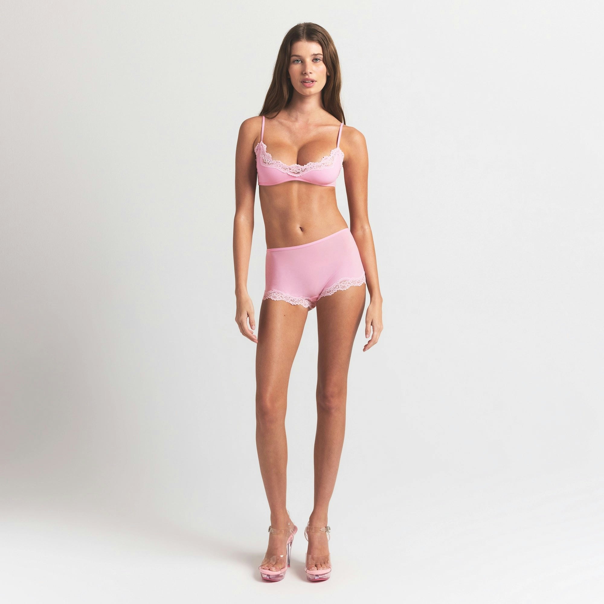 FITS EVERYBODY LACE BOY SHORT | BUBBLE GUM TONAL ON A MODEL FRONT VIEW @ | FOCUS: 0.0, 1.0, 0.9