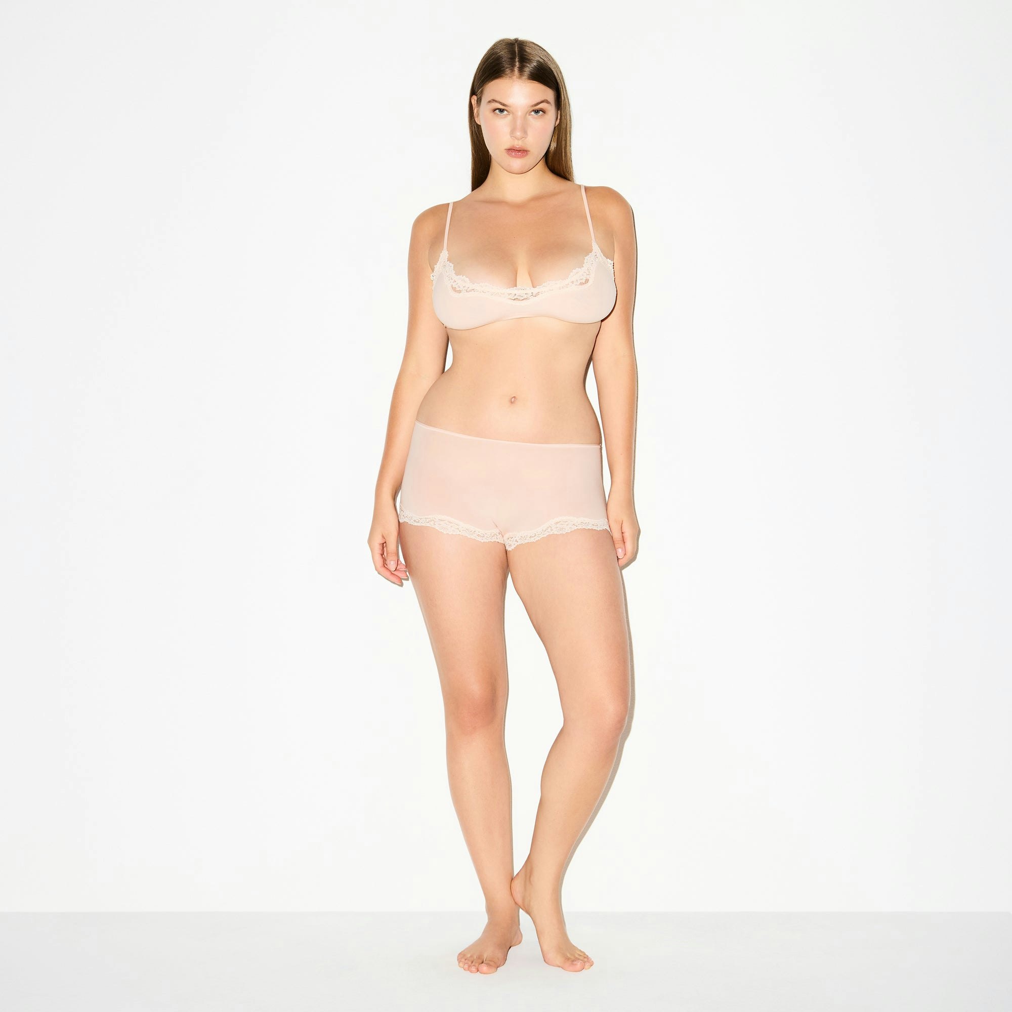 FITS EVERYBODY LACE BOY SHORT | PRIMROSE ON A MODEL FRONT VIEW @ | FOCUS: 0.0, 1.0, 0.9