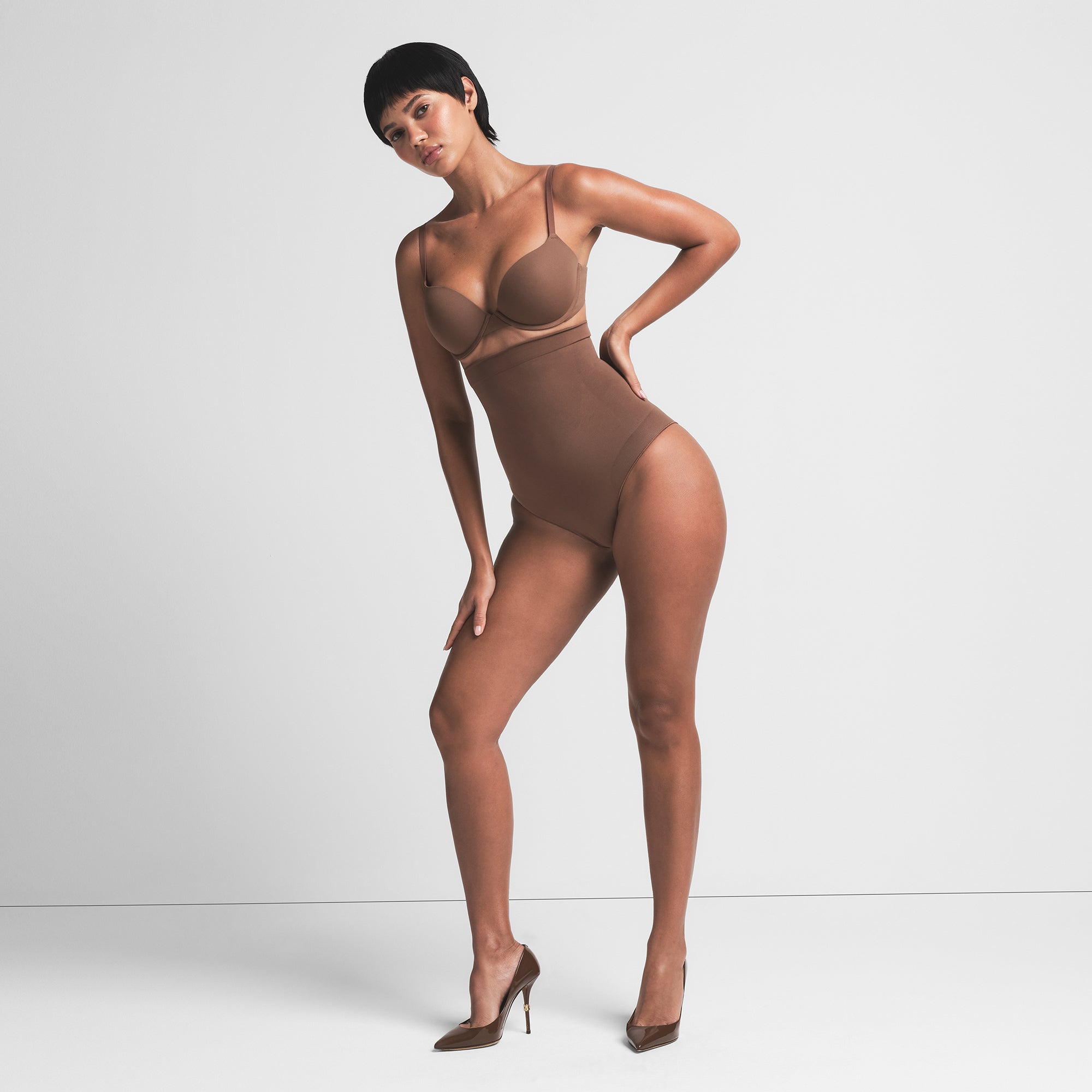 SEAMLESS SCULPT HIGH-WAISTED BRIEF | JASPER ON A MODEL FRONT VIEW
