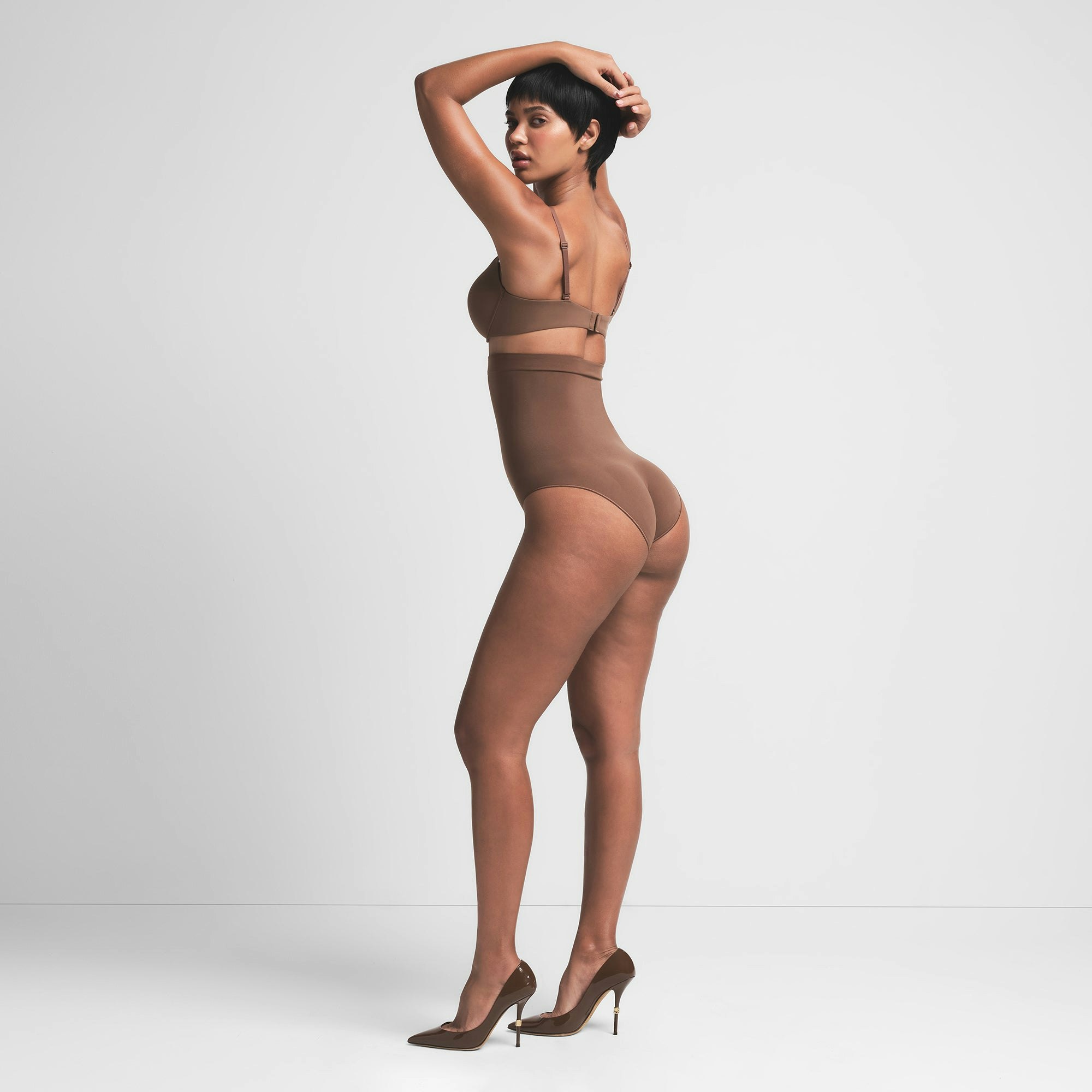 SEAMLESS SCULPT HIGH-WAISTED BRIEF | JASPER ON A MODEL BACK VIEW | FOCUS: 0.0, 1.0, 0.9