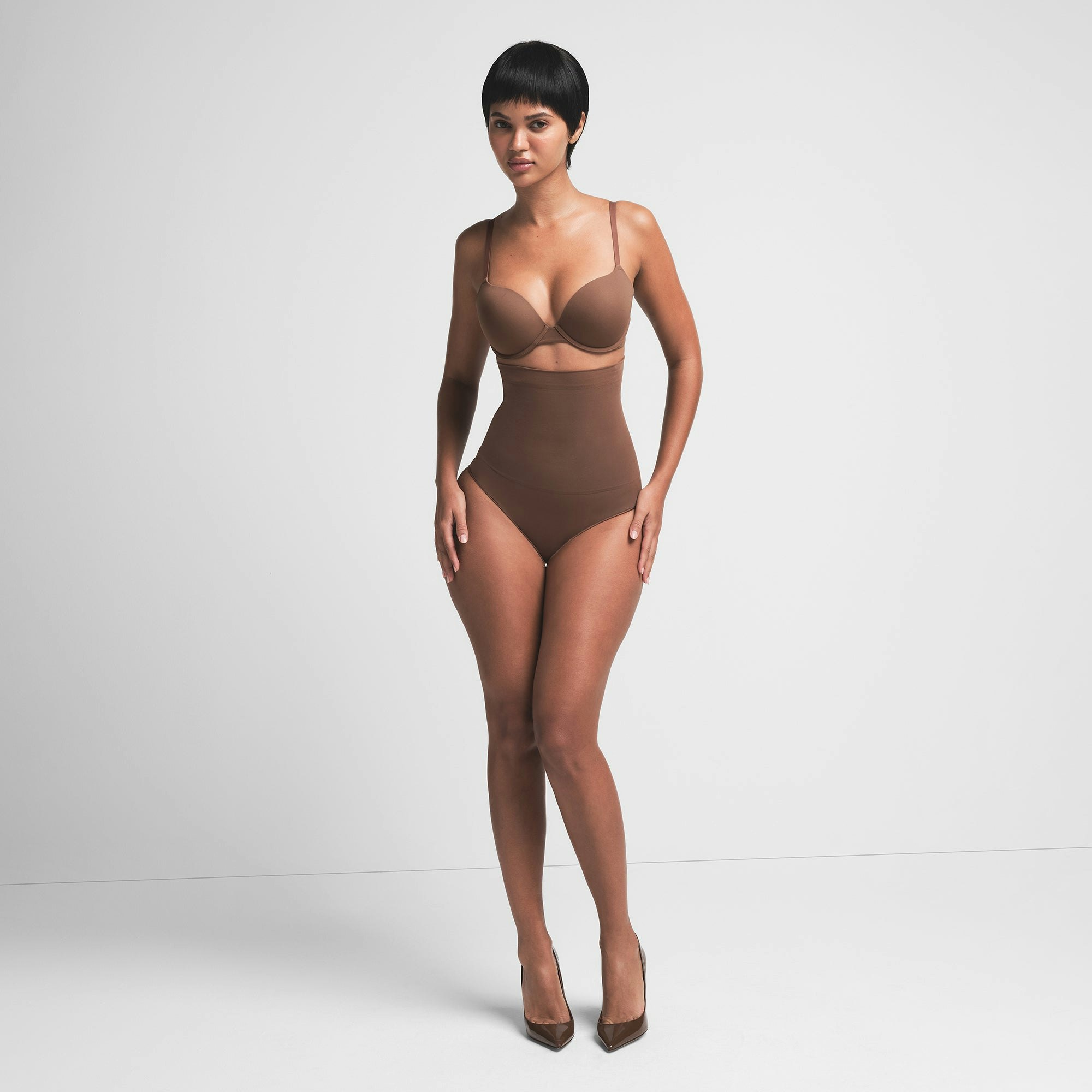 CORE CONTROL HIGH-WAISTED BRIEF | JASPER ON A MODEL FRONT VIEW | FOCUS: 0.0, 1.0, 0.9