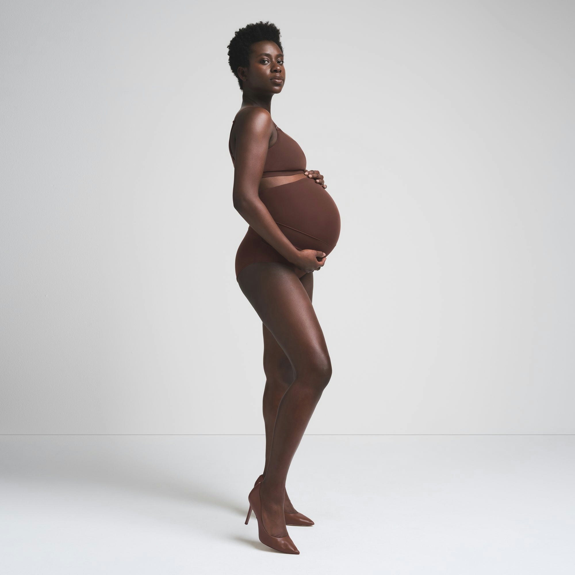 FITS EVERYBODY MATERNITY BANDED HIGH-WAISTED BRIEF | COCOA ON A MODEL FRONT VIEW | FOCUS: 0.0, 1.0, 0.9