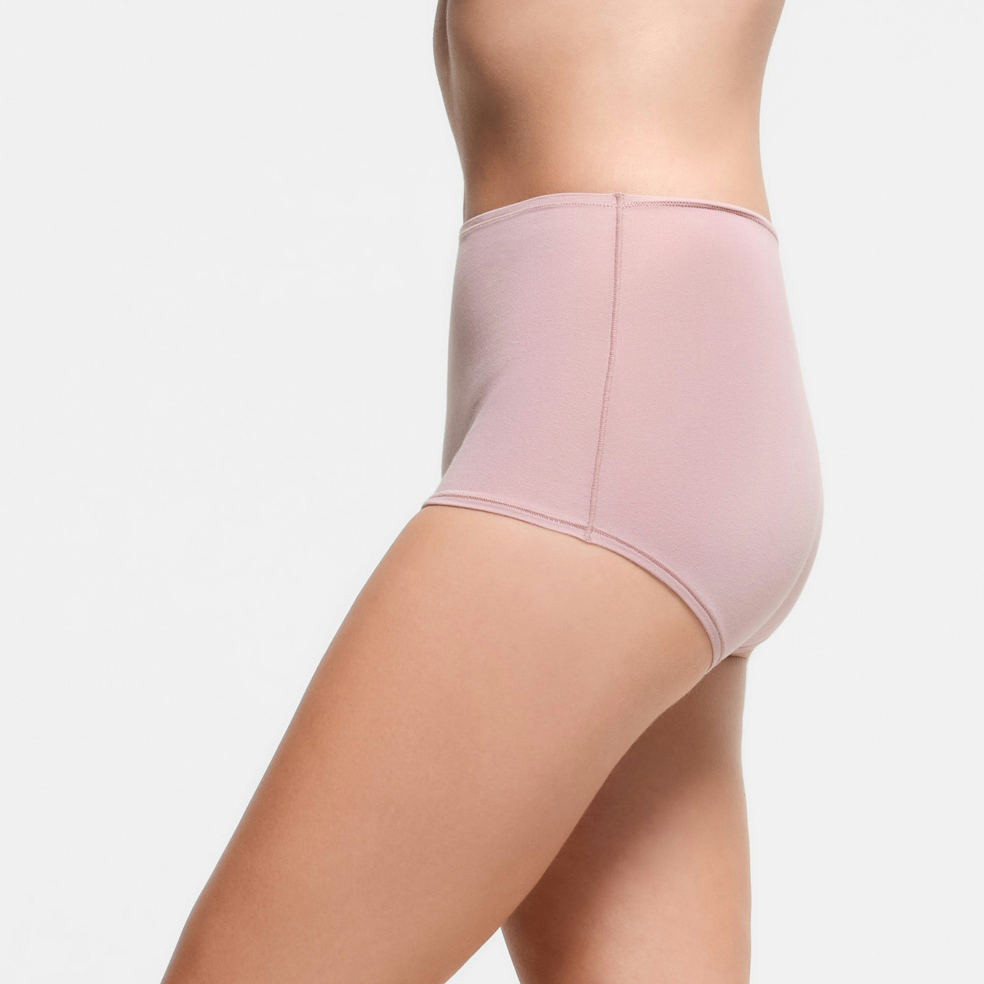 COTTON JERSEY BOY SHORT | DUSK ON A MODEL SIDE VIEW