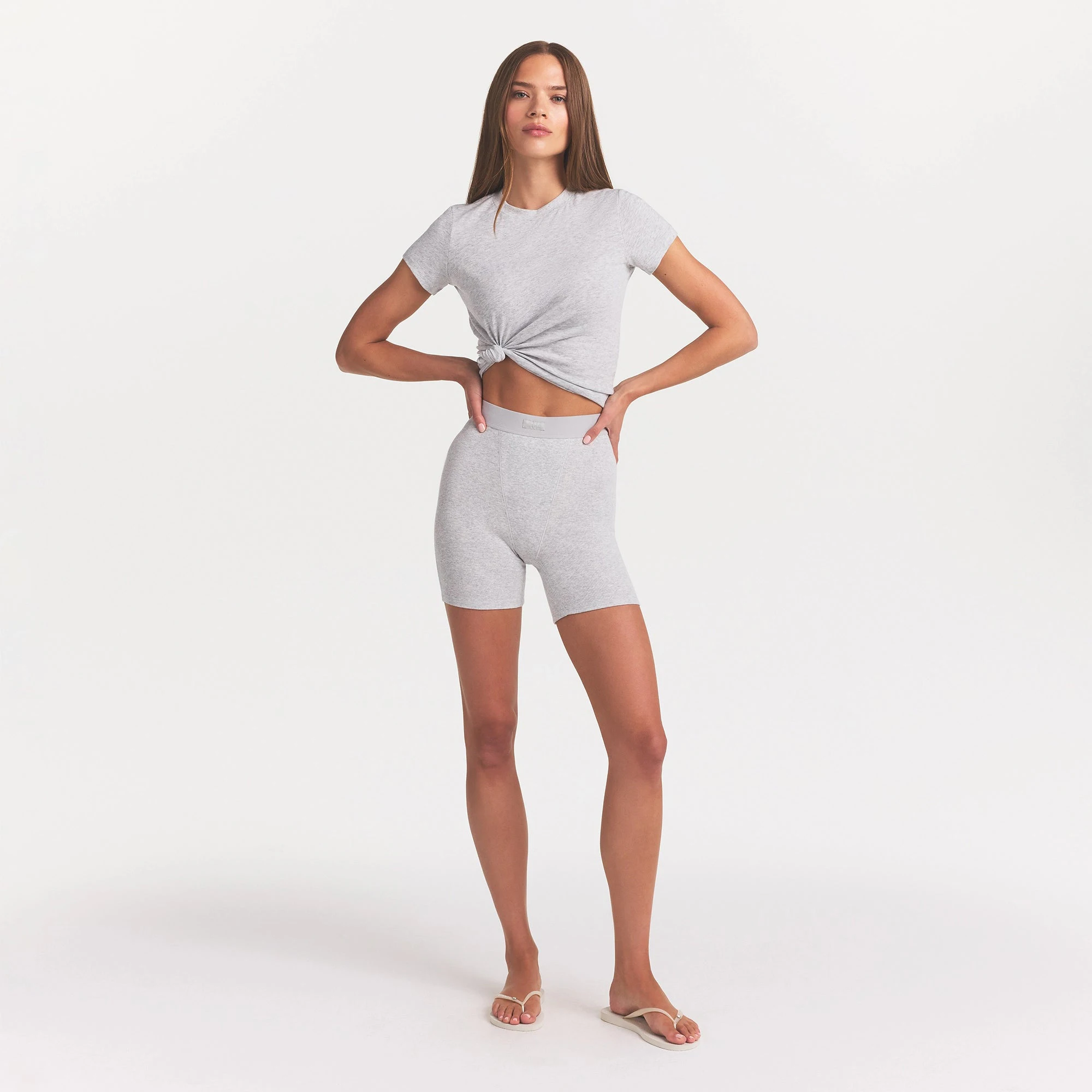 COTTON RIB BOXER | LIGHT HEATHER GREY ON A MODEL FRONT VIEW @ | FOCUS: 0.0, 1.0, 0.9