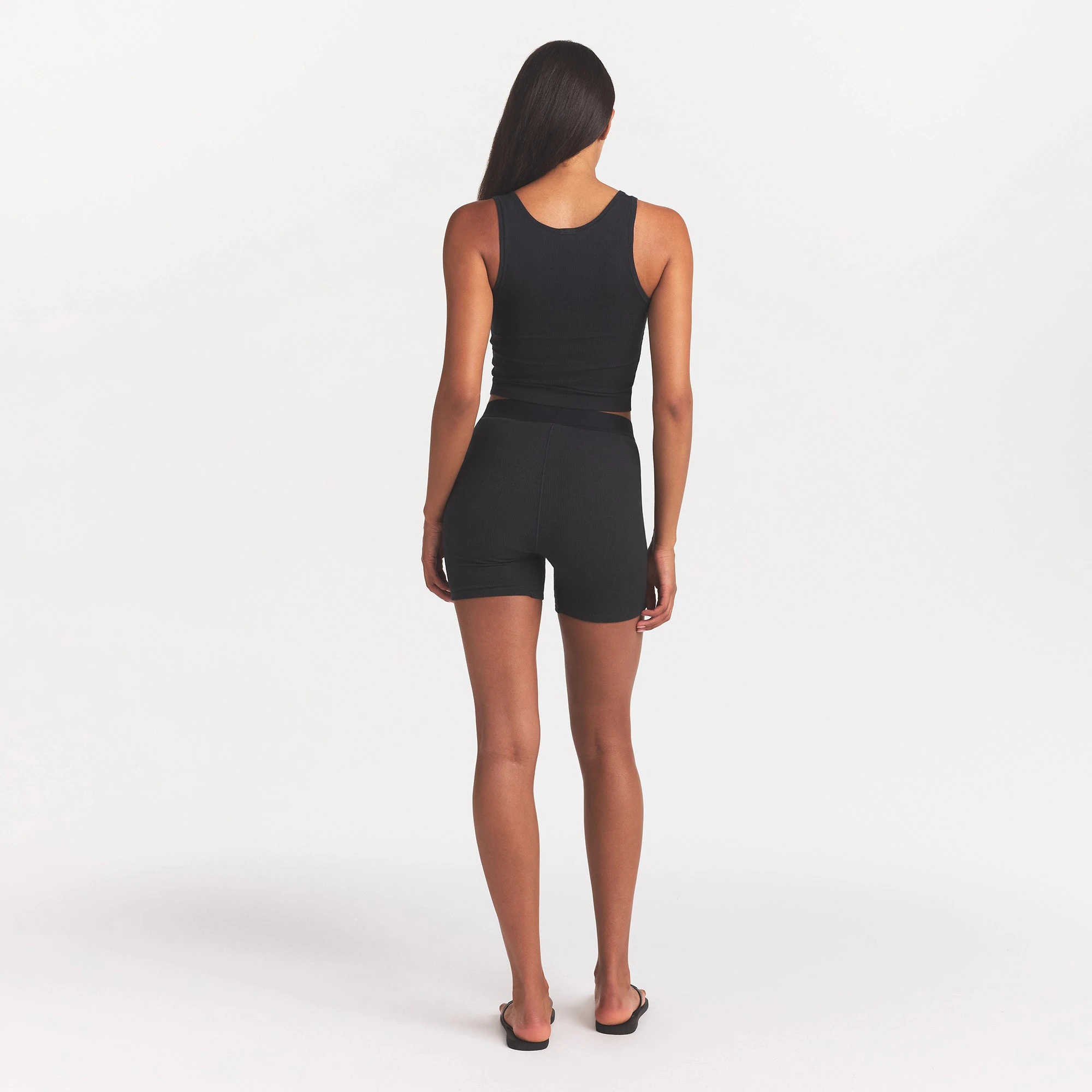 COTTON RIB BOXER | SOOT ON A MODEL BACK VIEW