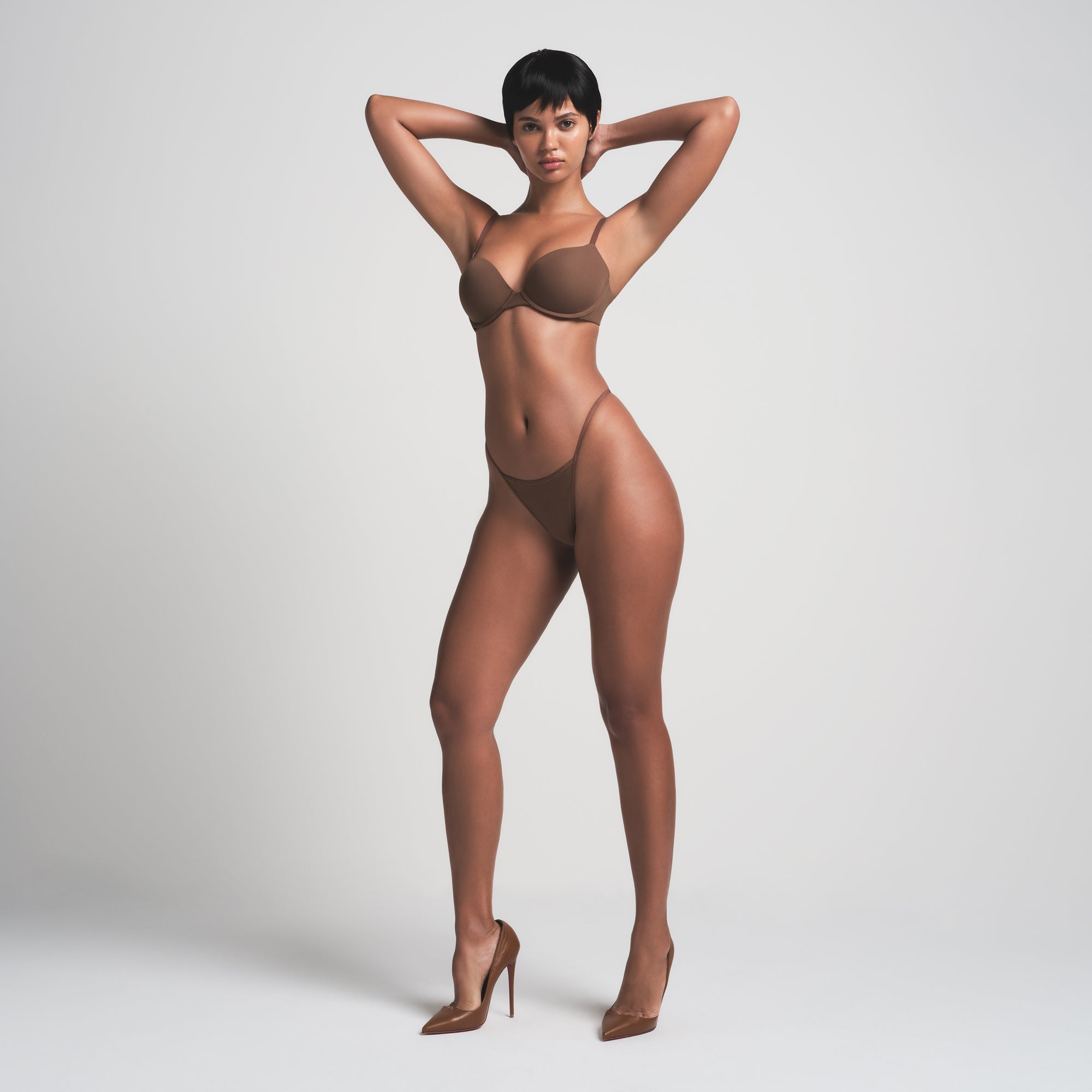 【SKIMS】STRING THONG FITS EVERYBODY LACE STRING THONG | ONYX