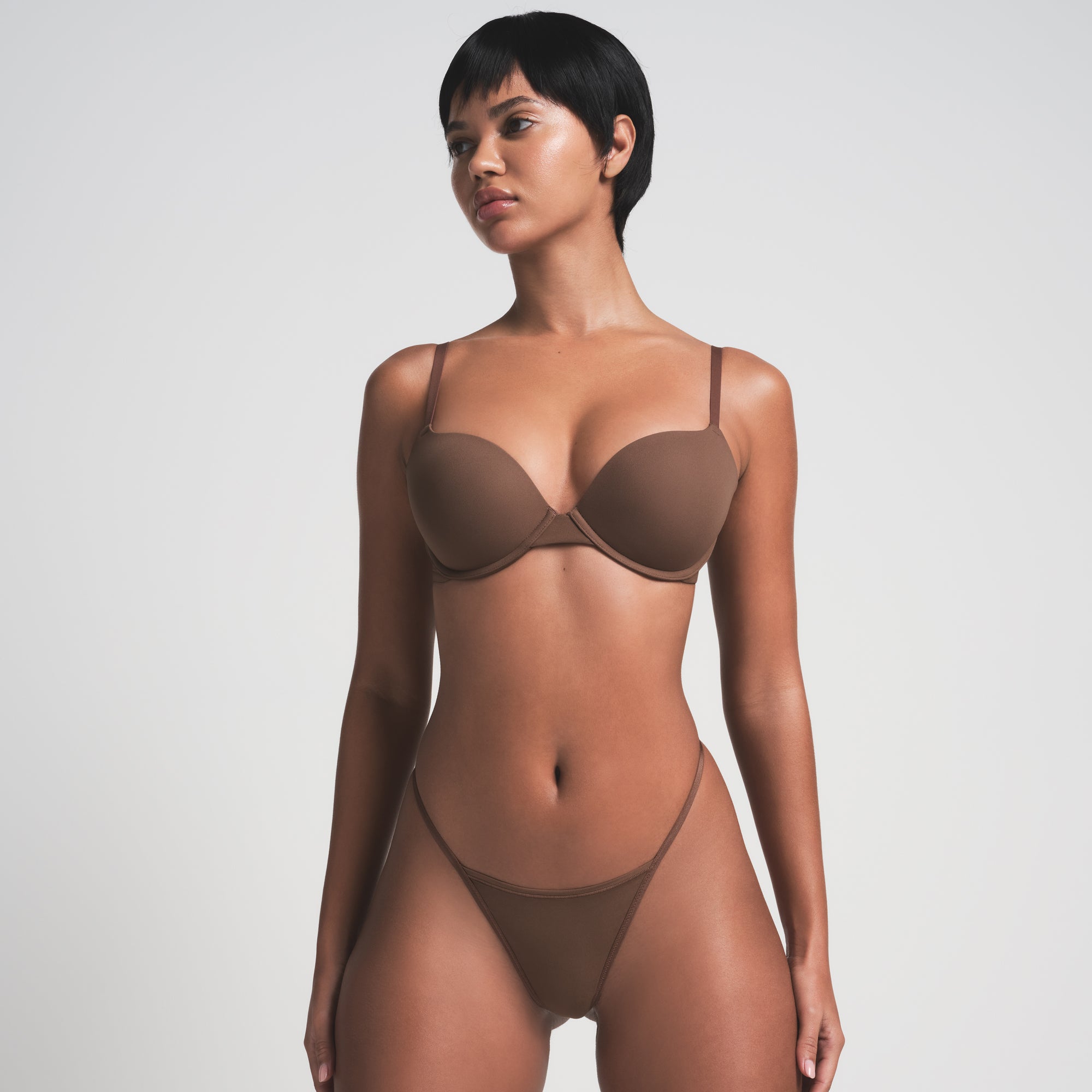 【SKIMS】STRING THONG FITS EVERYBODY LACE STRING THONG | ONYX