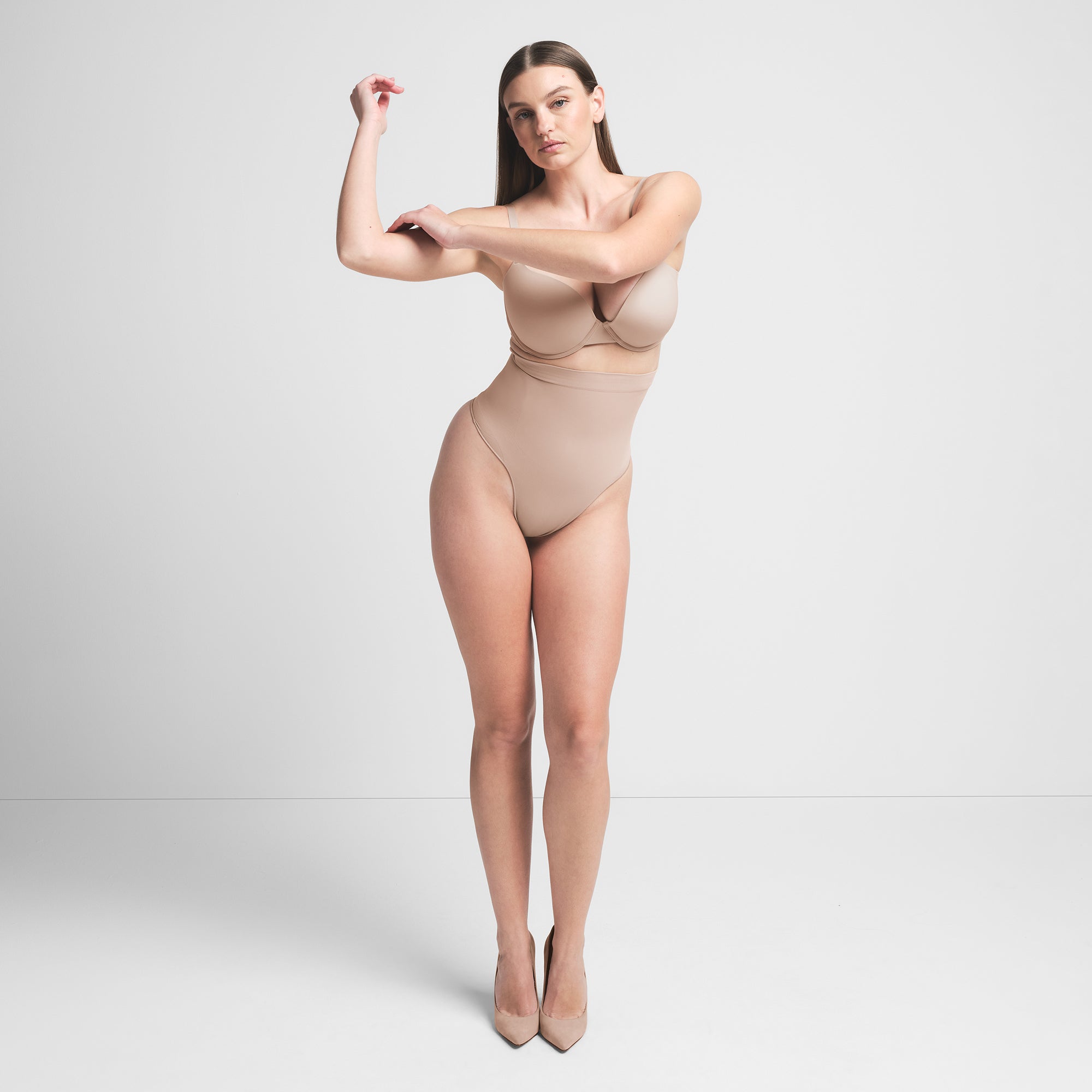 SEAMLESS SCULPT THONG BODYSUIT | MICA