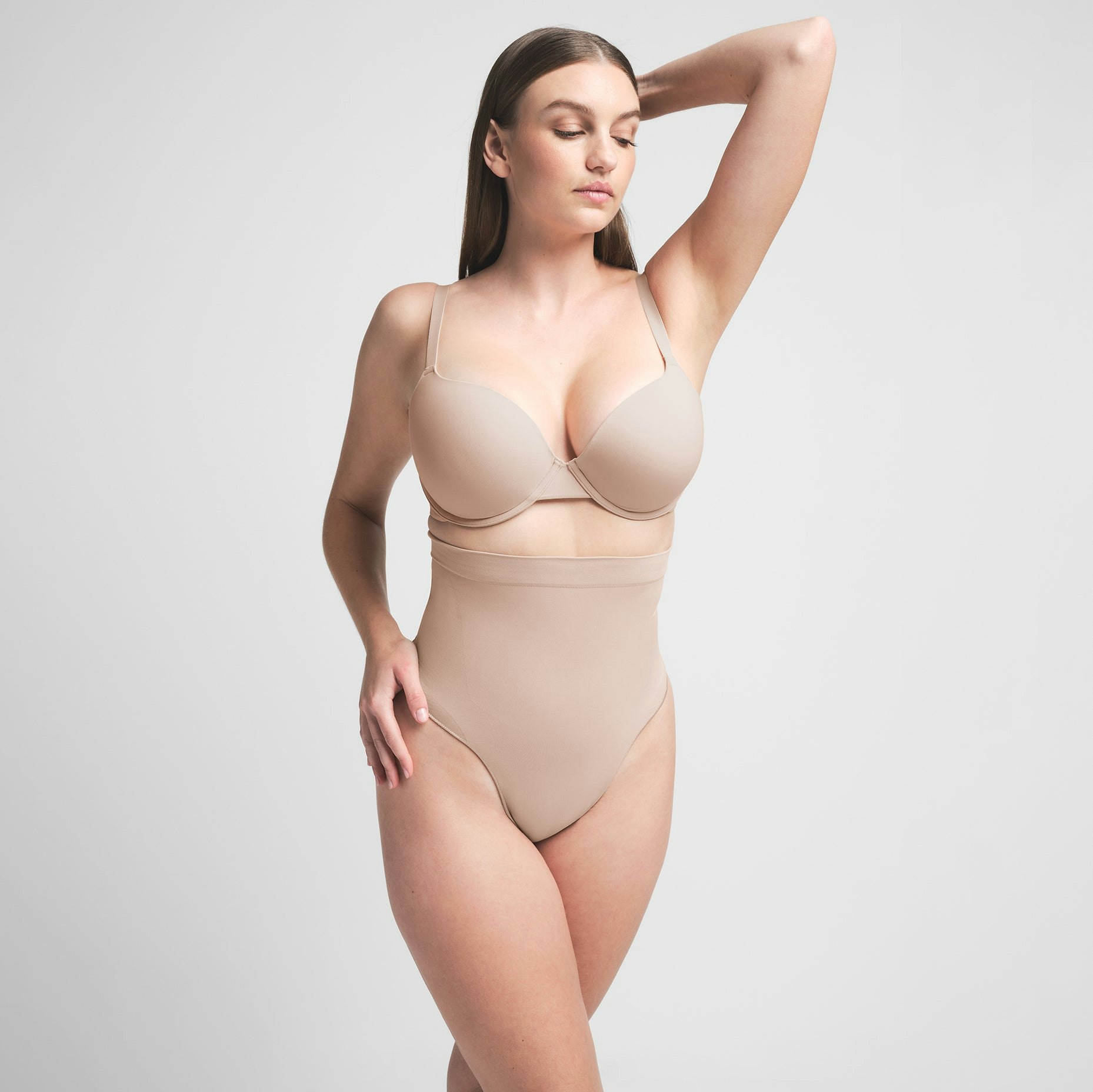 SEAMLESS SCULPT HIGH-WAISTED THONG | MICA ON A MODEL FRONT VIEW | FOCUS: 0.0, 1.0, 0.9