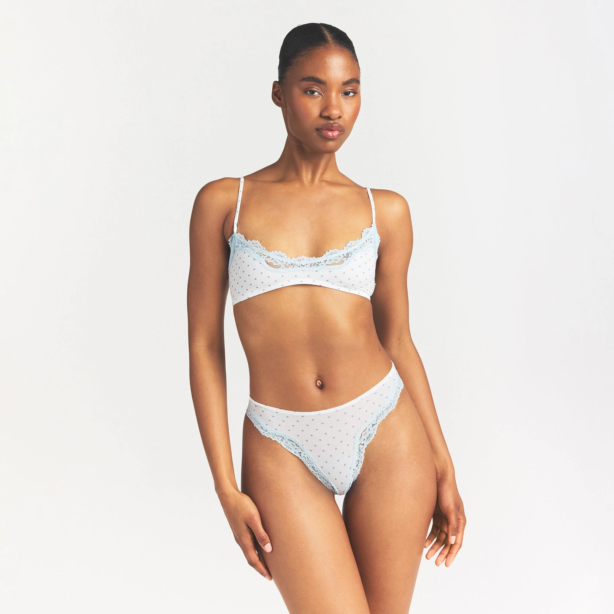 FITS EVERYBODY LACE CHEEKY TANGA 5-PACK | PIN DOT MULTI ON A MODEL FRONT VIEW @ | FOCUS: 0.0, 1.0, 0.9